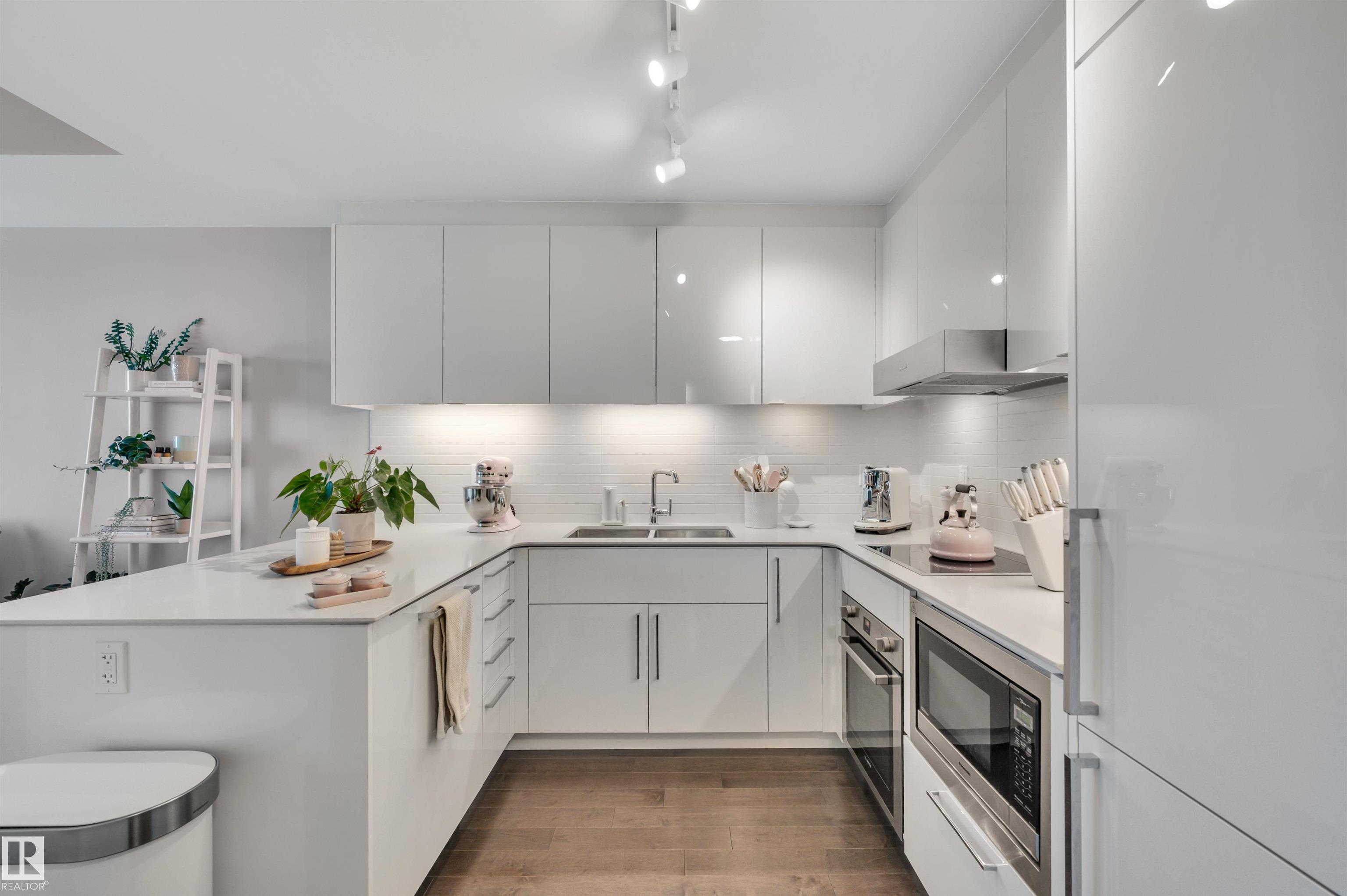 Photo 10 at 3107 - 10360 102 Street NW, Downtown, Edmonton