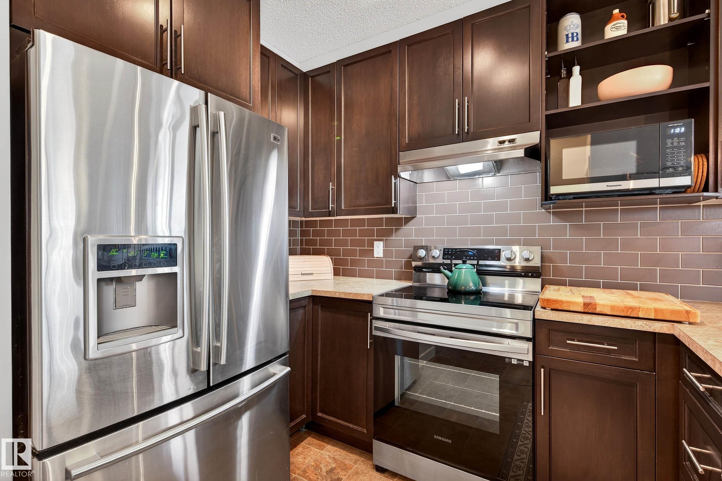 Photo 15 at 285 Mcconachie Drive NW, McConachie Area, Edmonton