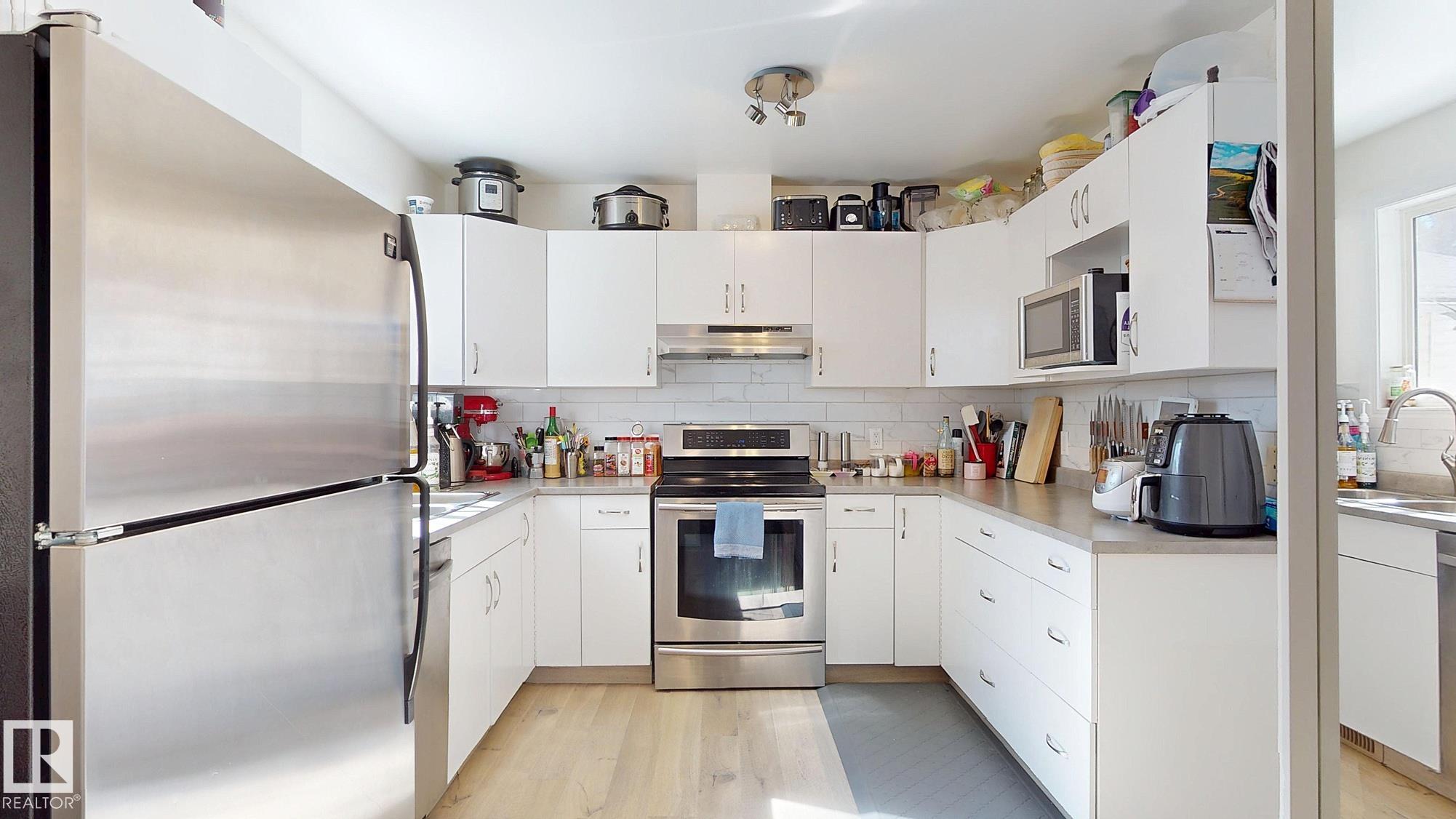 Photo 6 at 9515B 120 Avenue NW, Alberta Avenue, Edmonton