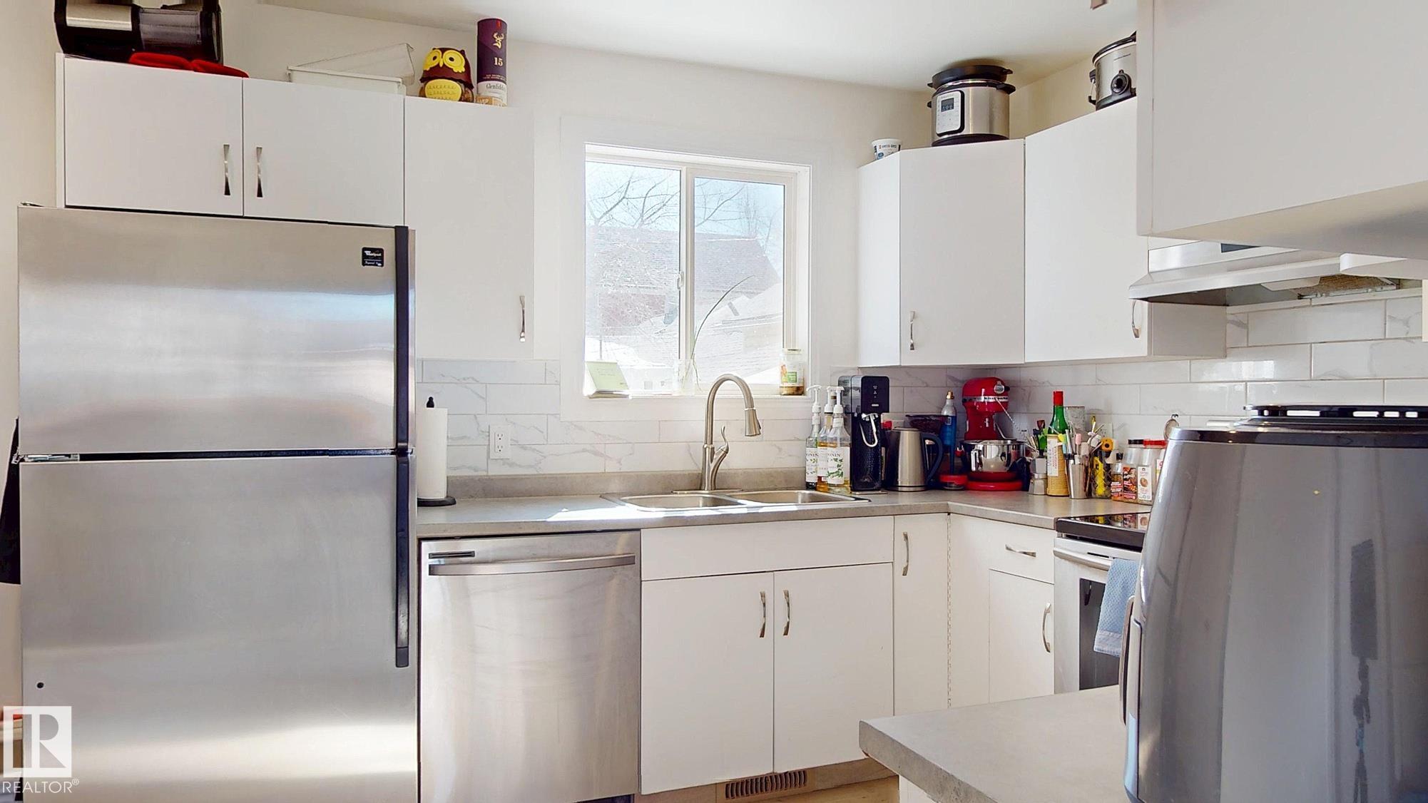 Photo 10 at 9515B 120 Avenue NW, Alberta Avenue, Edmonton