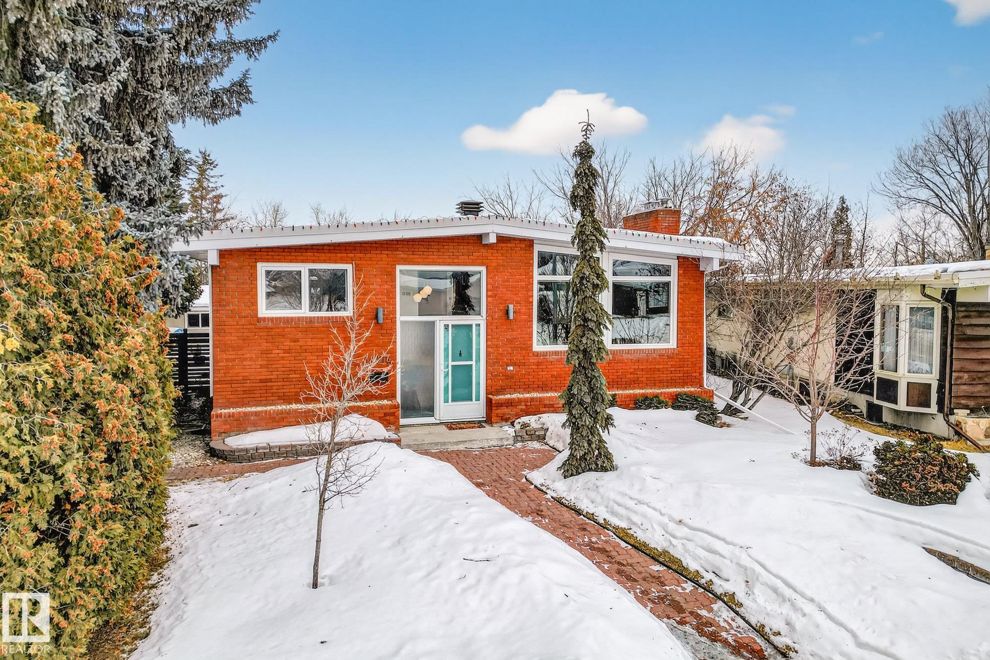 12516 52a Avenue NW, Lansdowne, Edmonton