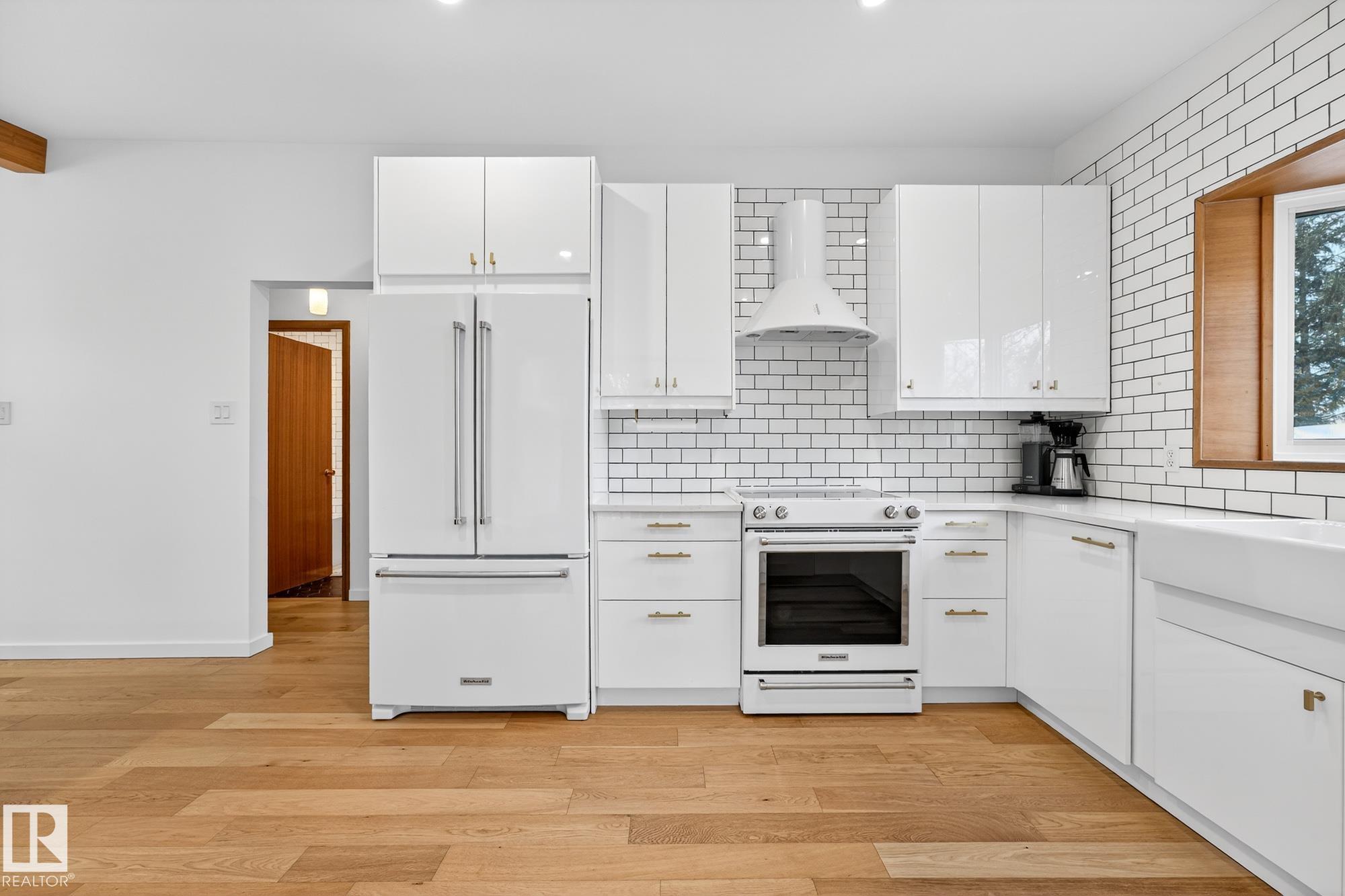 Photo 16 at 12516 52a Avenue NW, Lansdowne, Edmonton