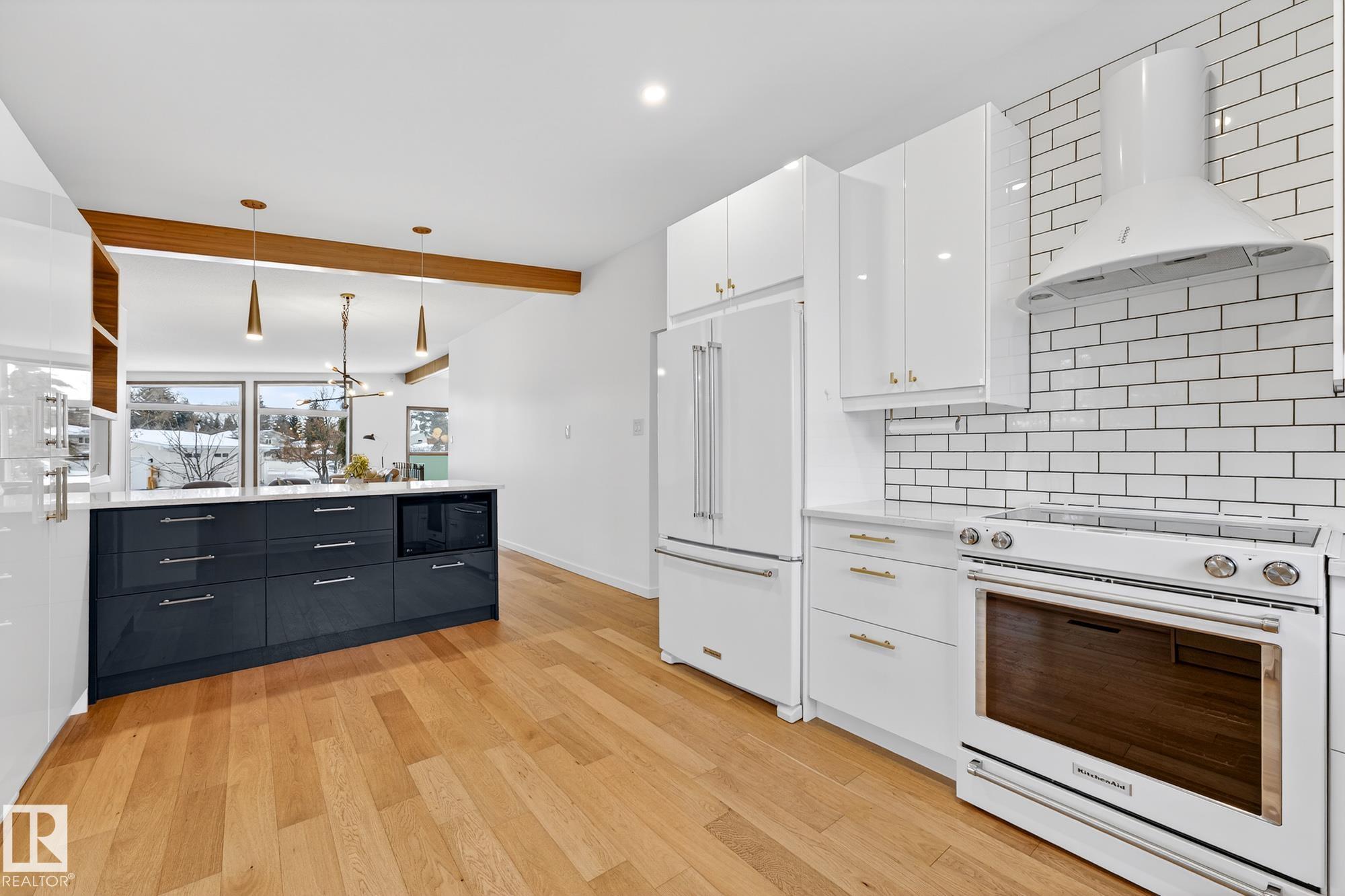 Photo 17 at 12516 52a Avenue NW, Lansdowne, Edmonton