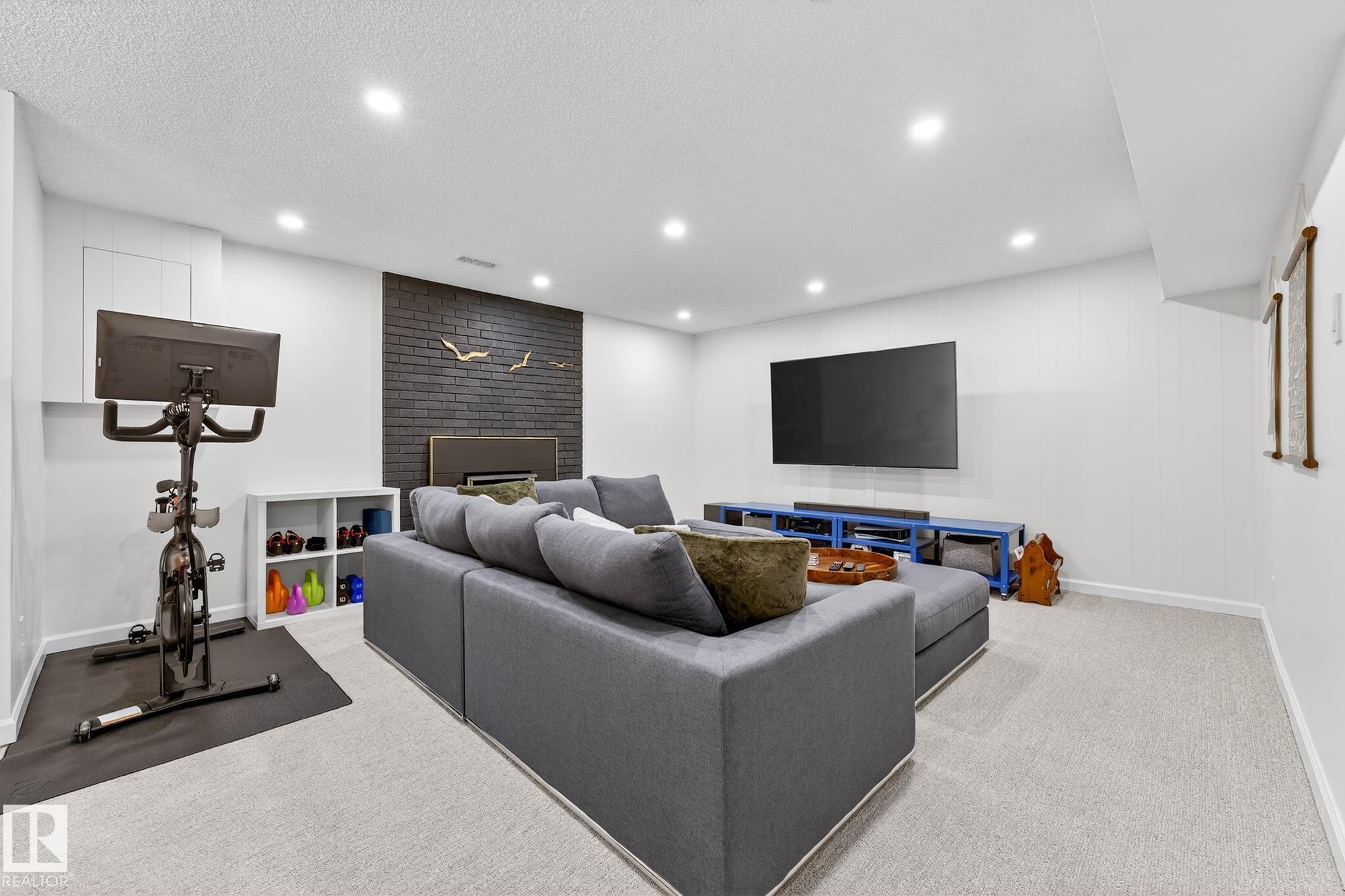 Photo 31 at 12516 52a Avenue NW, Lansdowne, Edmonton