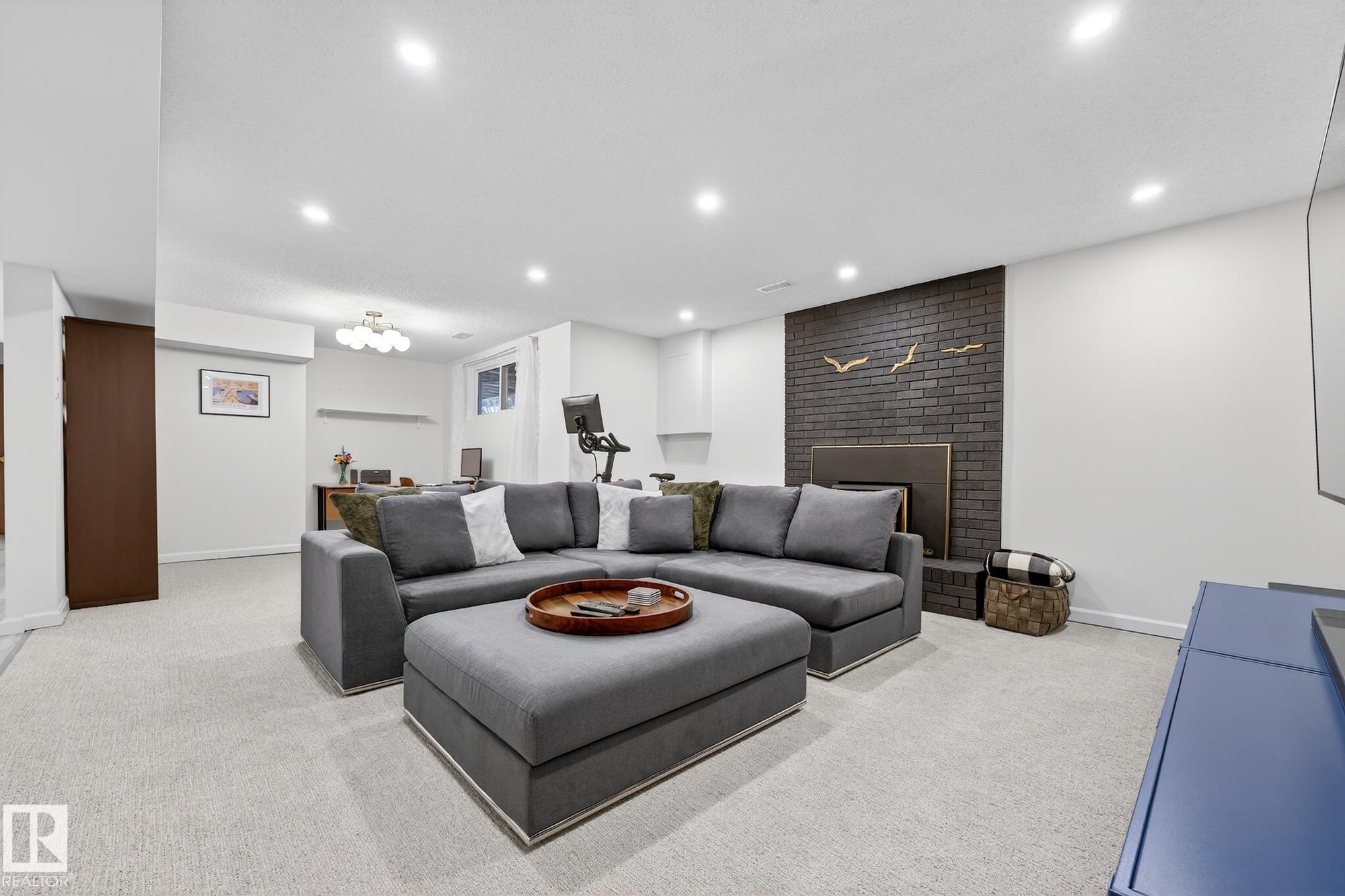 Photo 32 at 12516 52a Avenue NW, Lansdowne, Edmonton