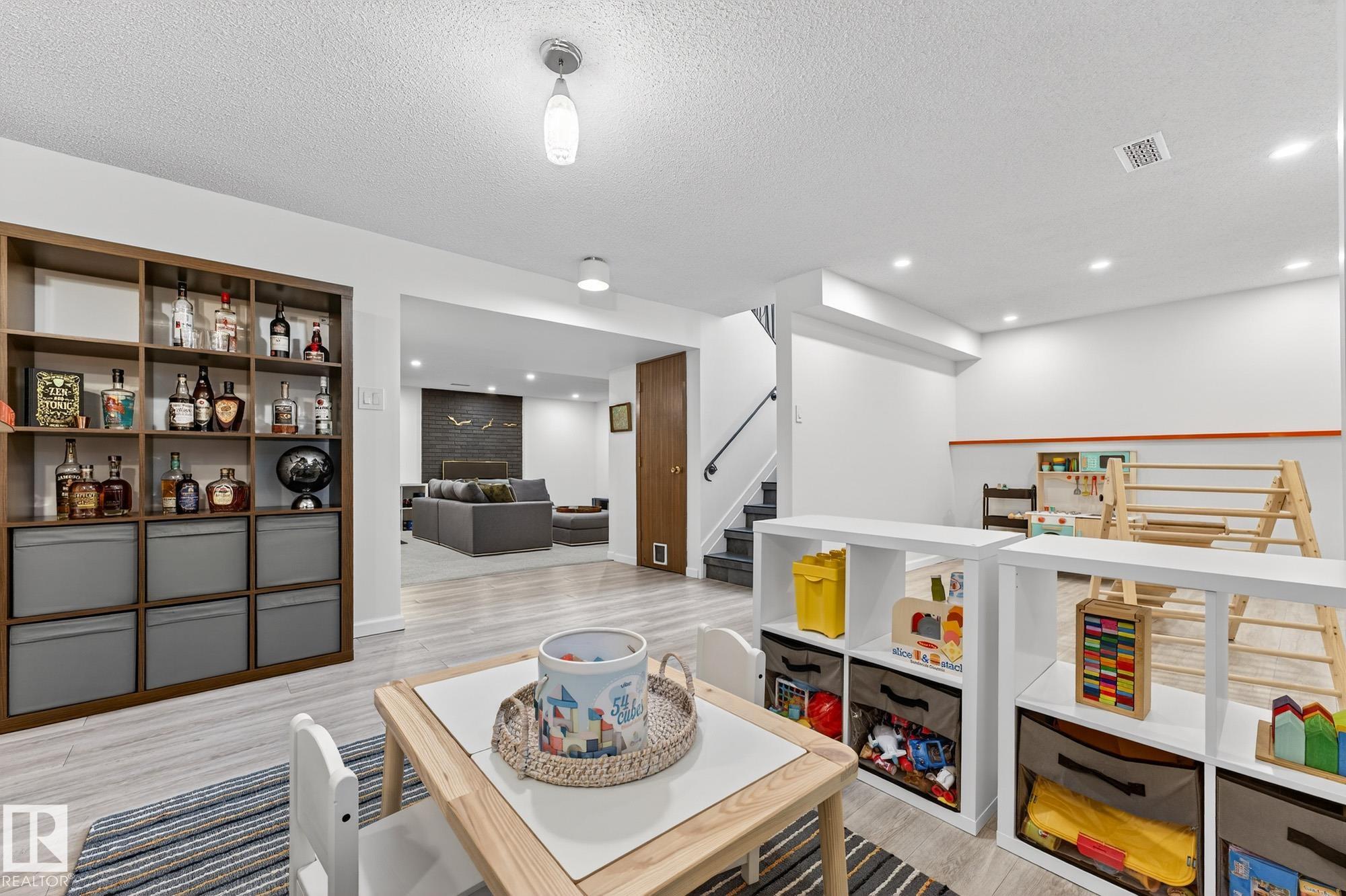 Photo 36 at 12516 52a Avenue NW, Lansdowne, Edmonton