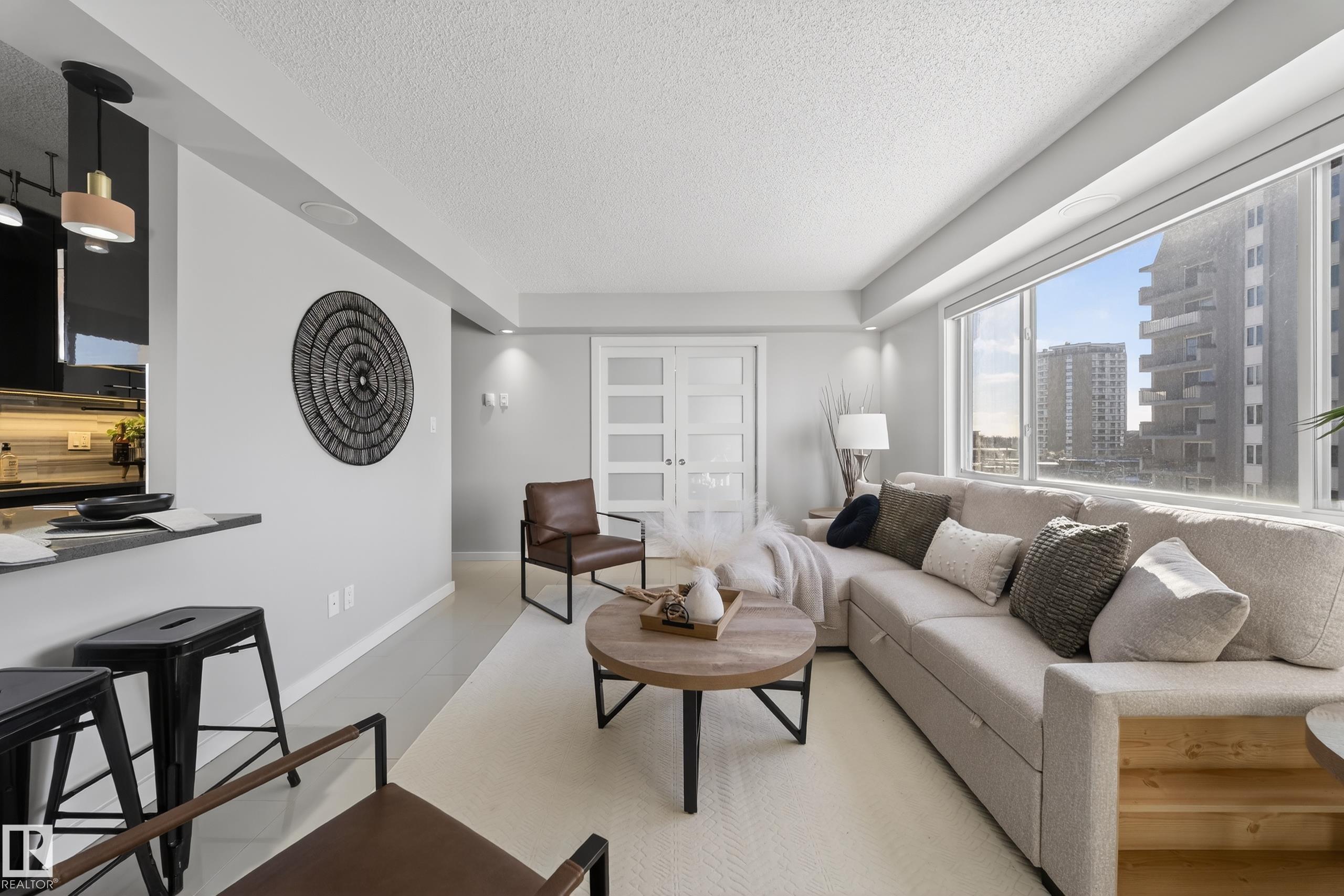 504 - 10140 115 Street NW, Wîhkwêntôwin, Edmonton