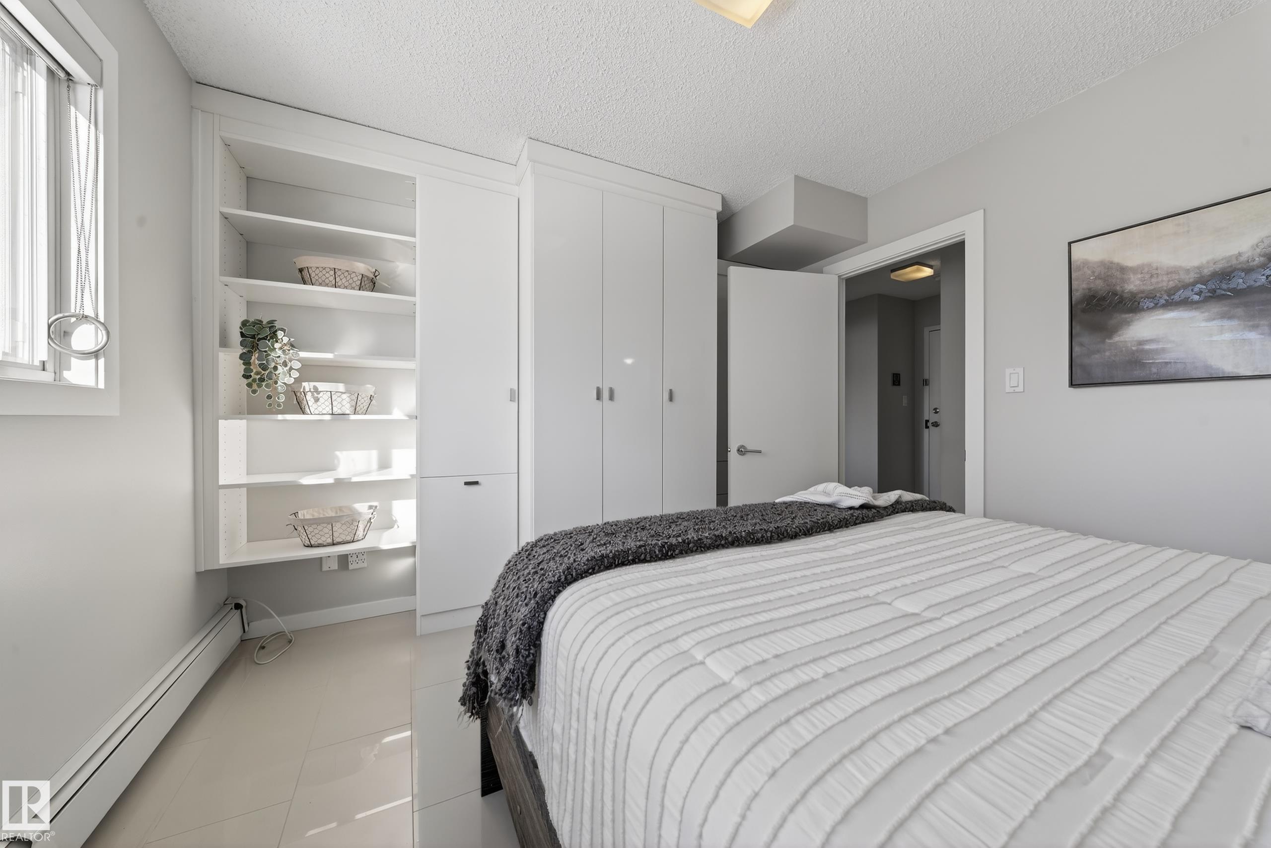 Photo 16 at 504 - 10140 115 Street NW, Wîhkwêntôwin, Edmonton