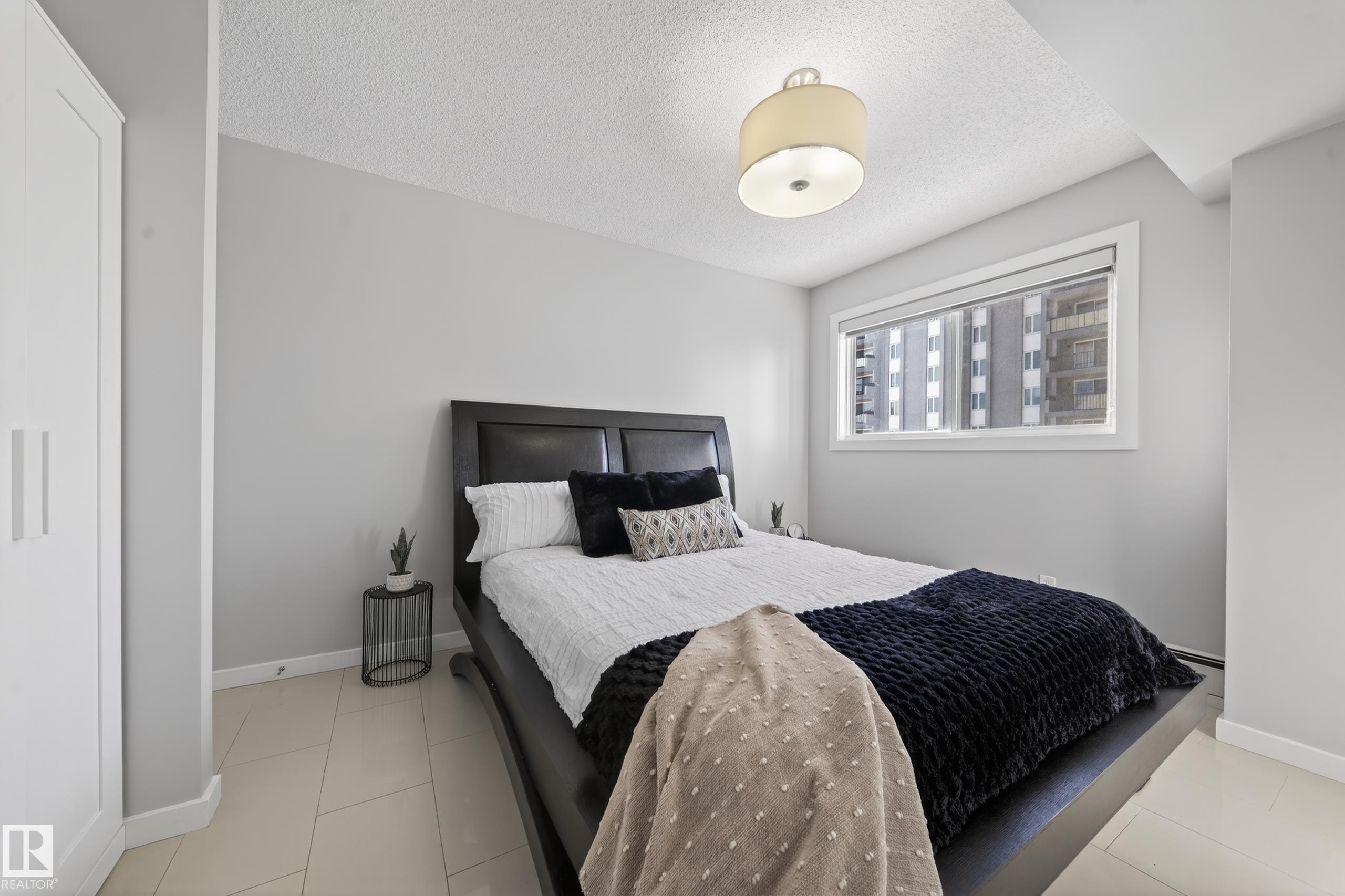 Photo 19 at 504 - 10140 115 Street NW, Wîhkwêntôwin, Edmonton