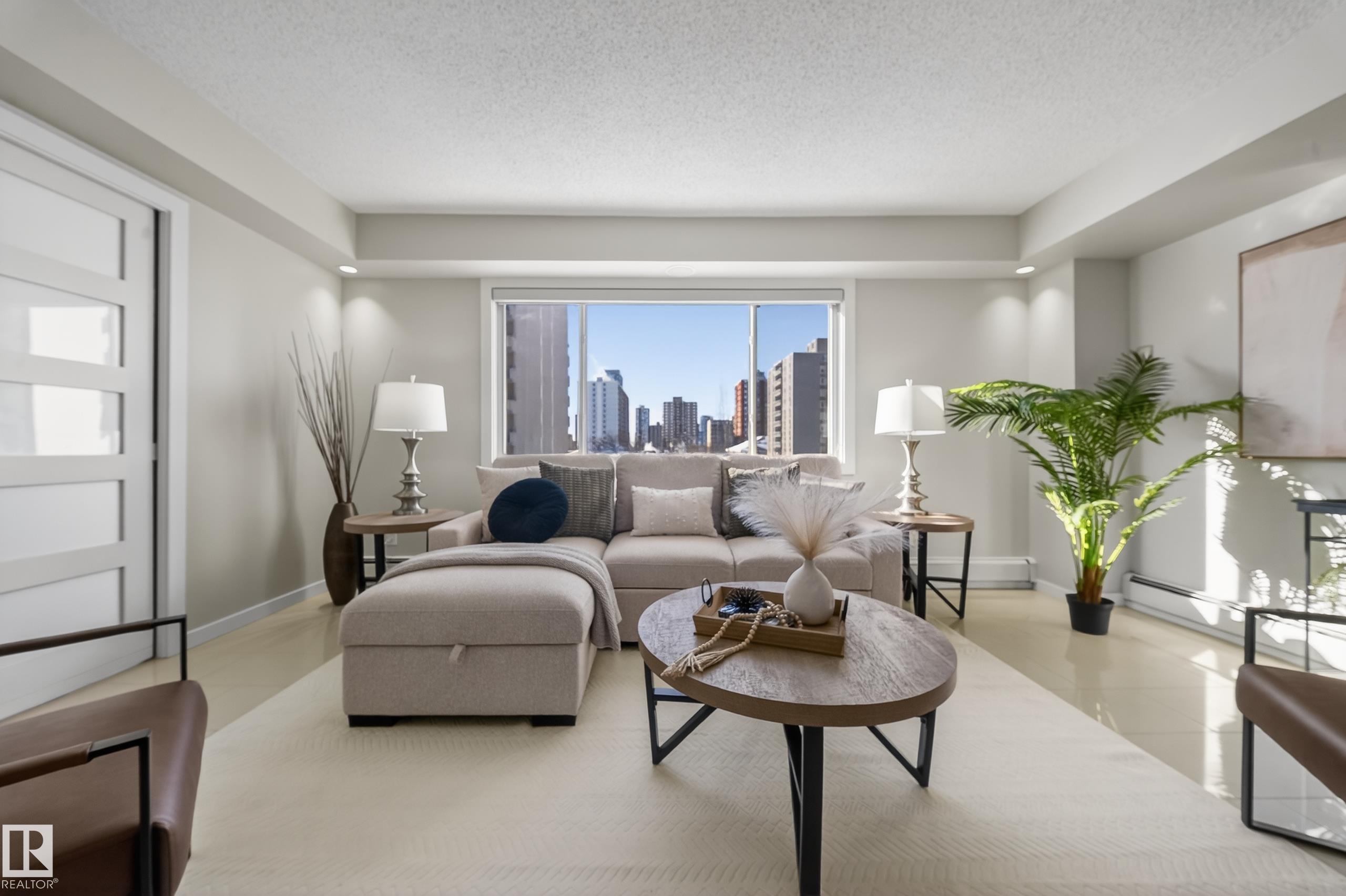 504 - 10140 115 Street NW, Wîhkwêntôwin, Edmonton