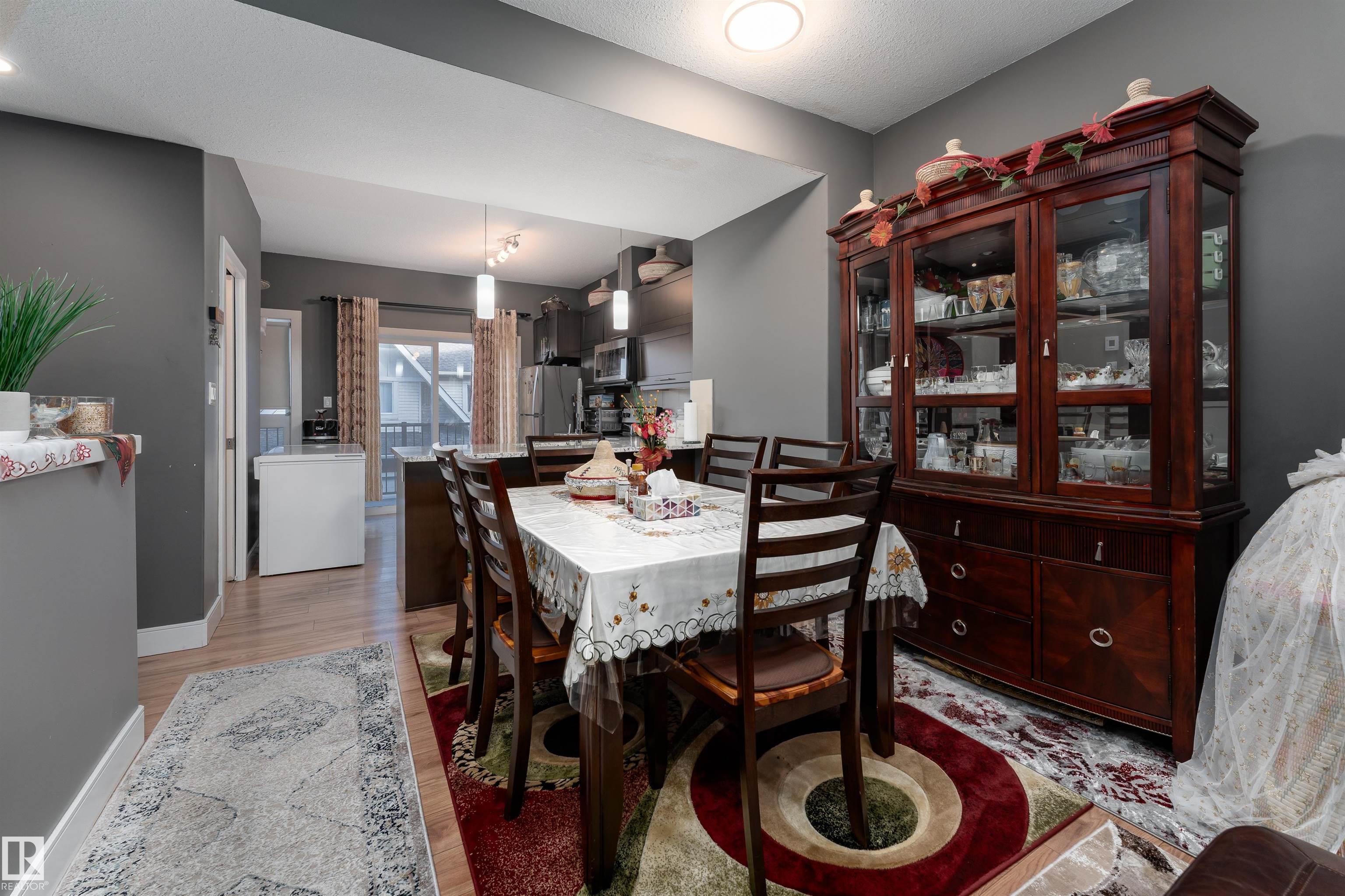 Photo 9 at 37 - 13003 132 Avenue NW, Athlone, Edmonton