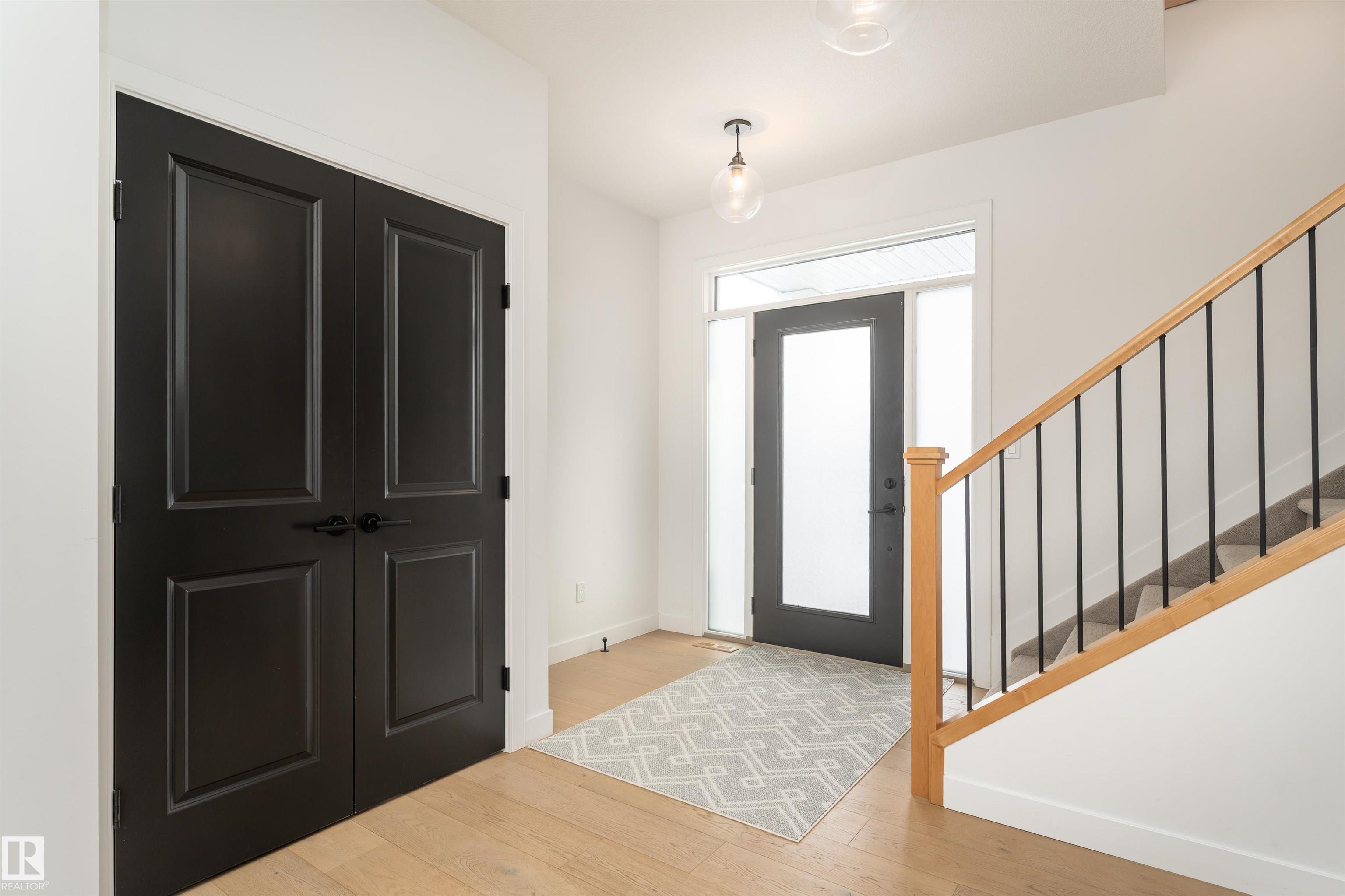 39 Jacobs Close, Jensen Lakes, St. Albert