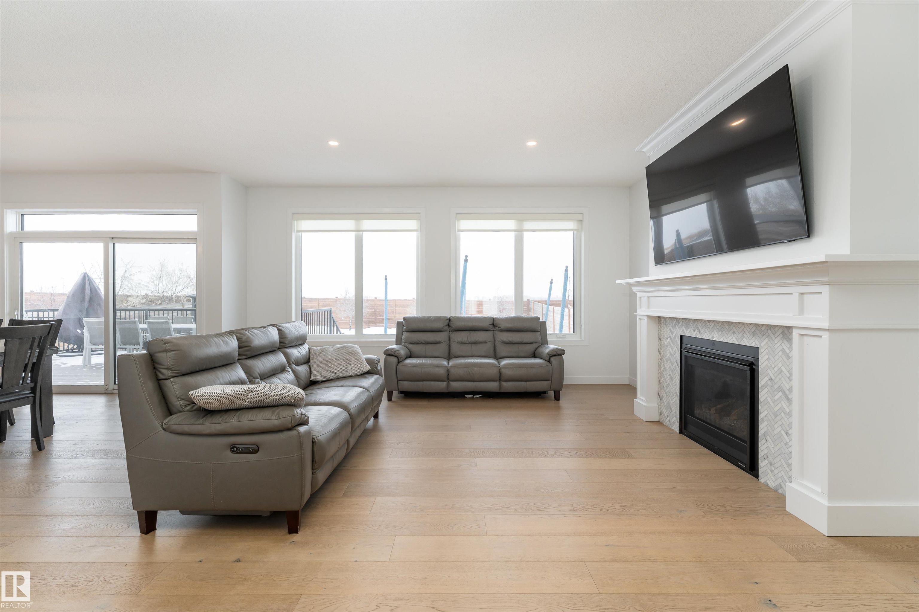 Photo 8 at 39 Jacobs Close, Jensen Lakes, St. Albert