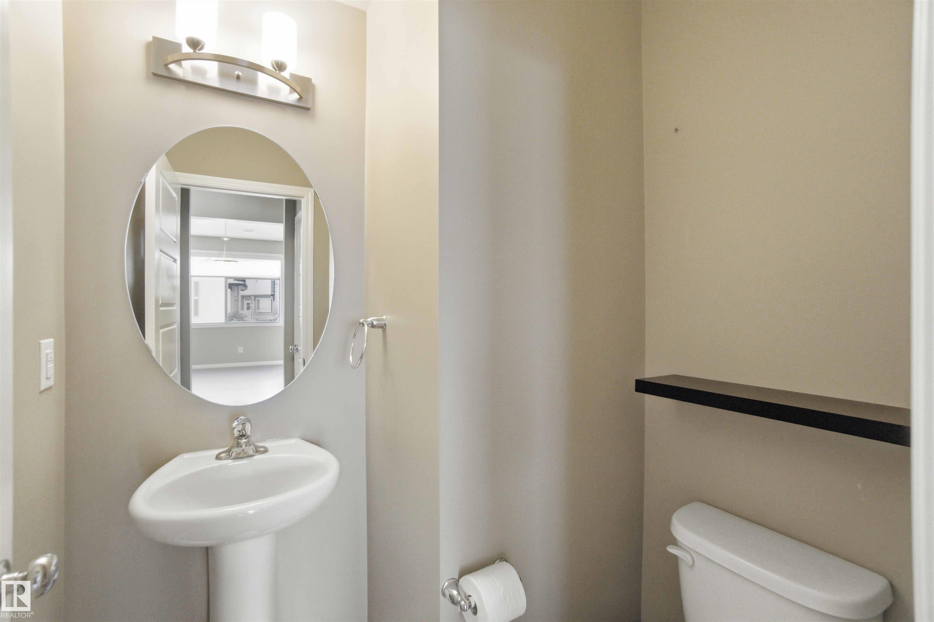 Photo 11 at 2 - 16903 68 Street NW, Schonsee, Edmonton