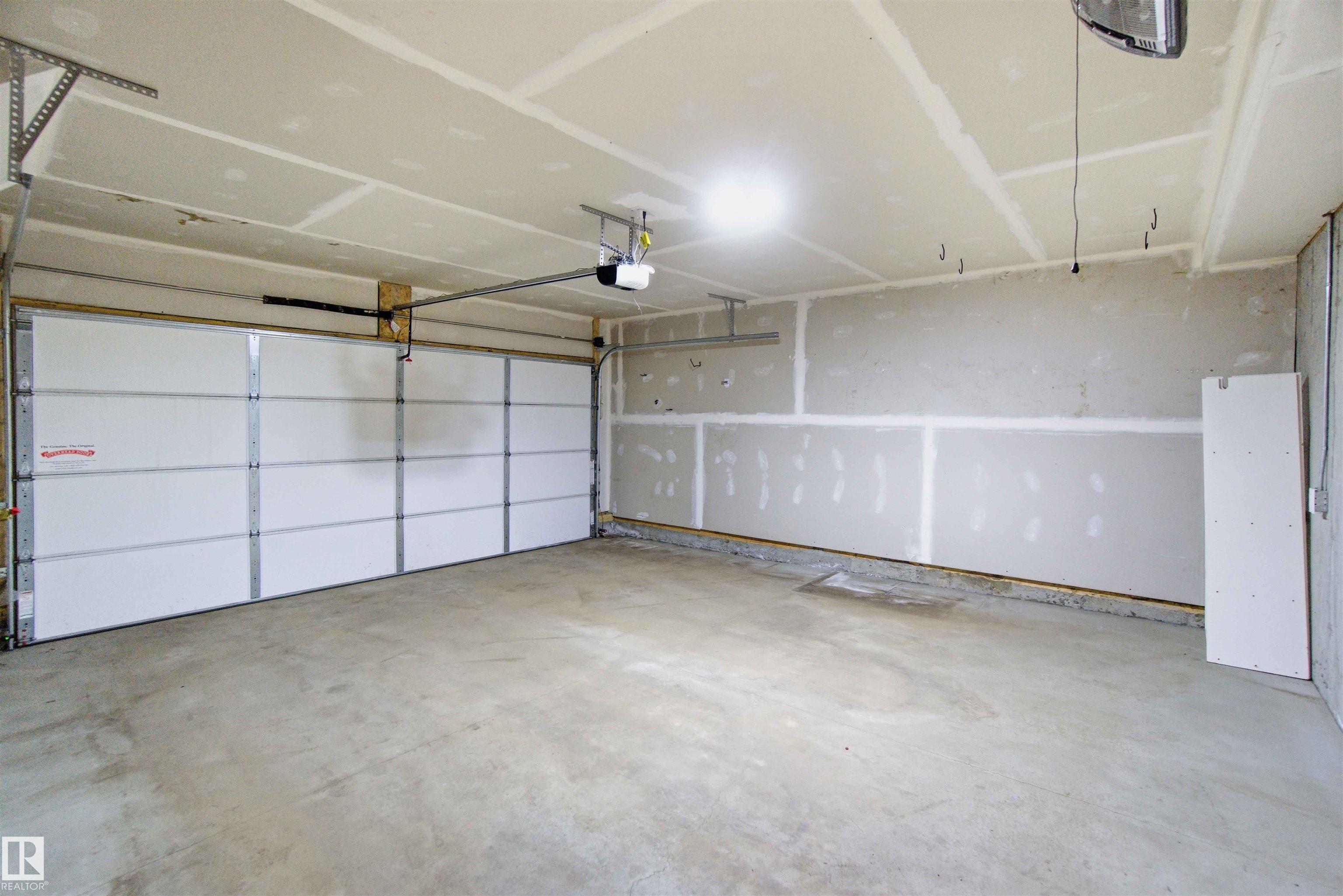 Photo 43 at 2 - 16903 68 Street NW, Schonsee, Edmonton