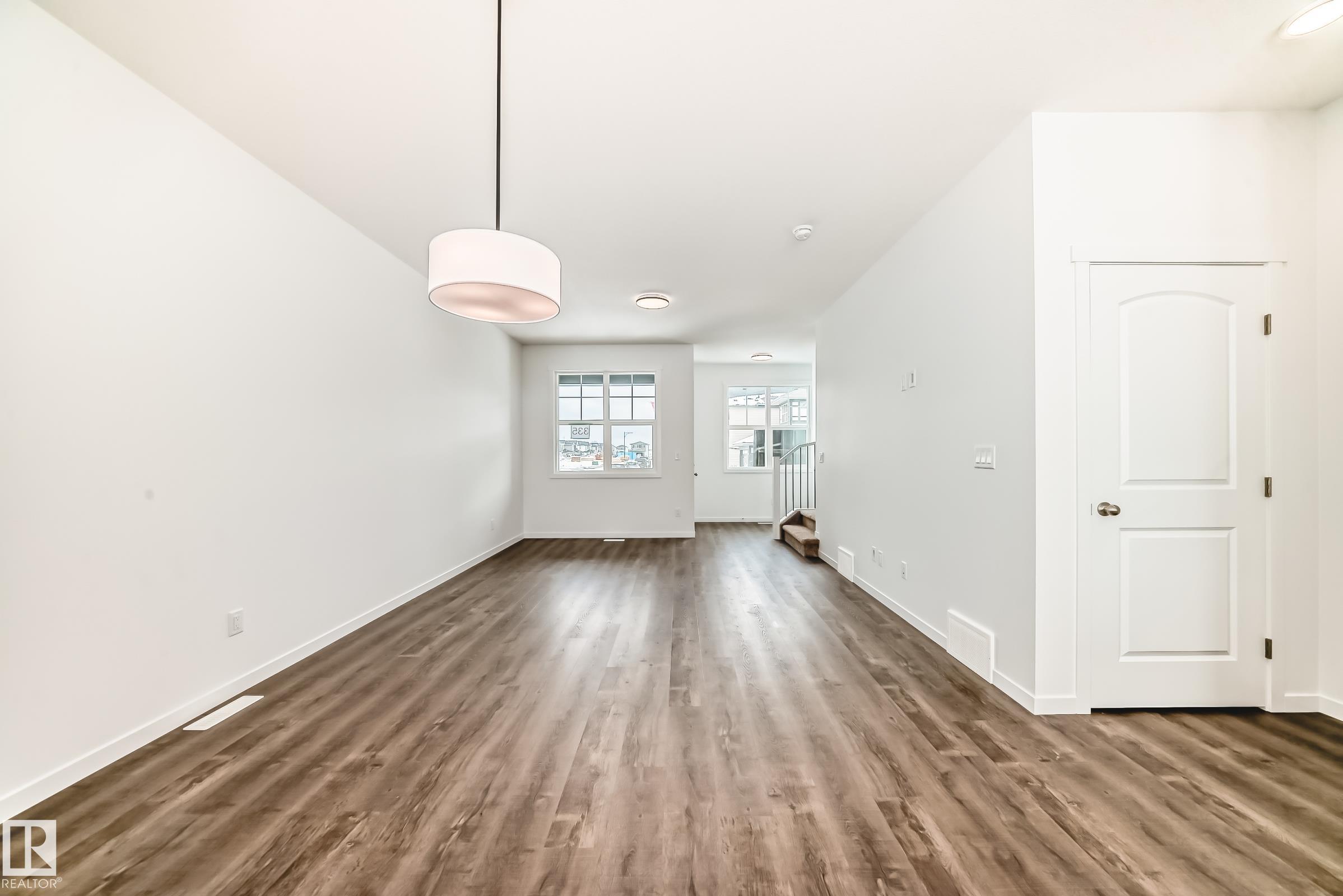 https://zimg.paragon.ice.com/ParagonImages/Property/PM/RAE/225386914/11/0/0/d7a95545b33a33ced1045ef305dc54d5/1/0ba90085ef655ceb4fefb4f5899d131d/225386914-fb071139-d13e-4675-b25c-058eeb025a93.JPG