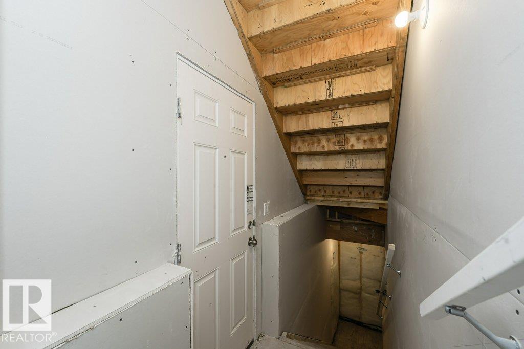 Photo 20 at 335 Edgemont Drive NW, Edgemont, Edmonton