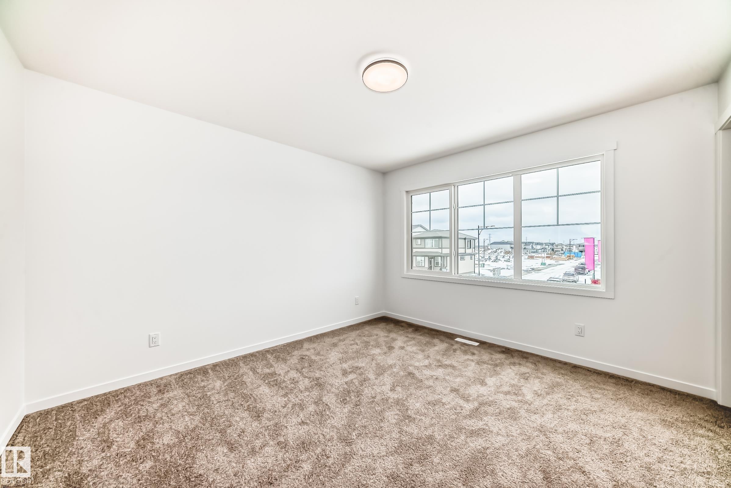 https://zimg.paragon.ice.com/ParagonImages/Property/PM/RAE/225386914/19/0/0/af8ebc800dc7969e480e8deaca91d71d/1/0ba90085ef655ceb4fefb4f5899d131d/225386914-080e932e-7488-497b-9e4a-a8efc1f3629a.JPG