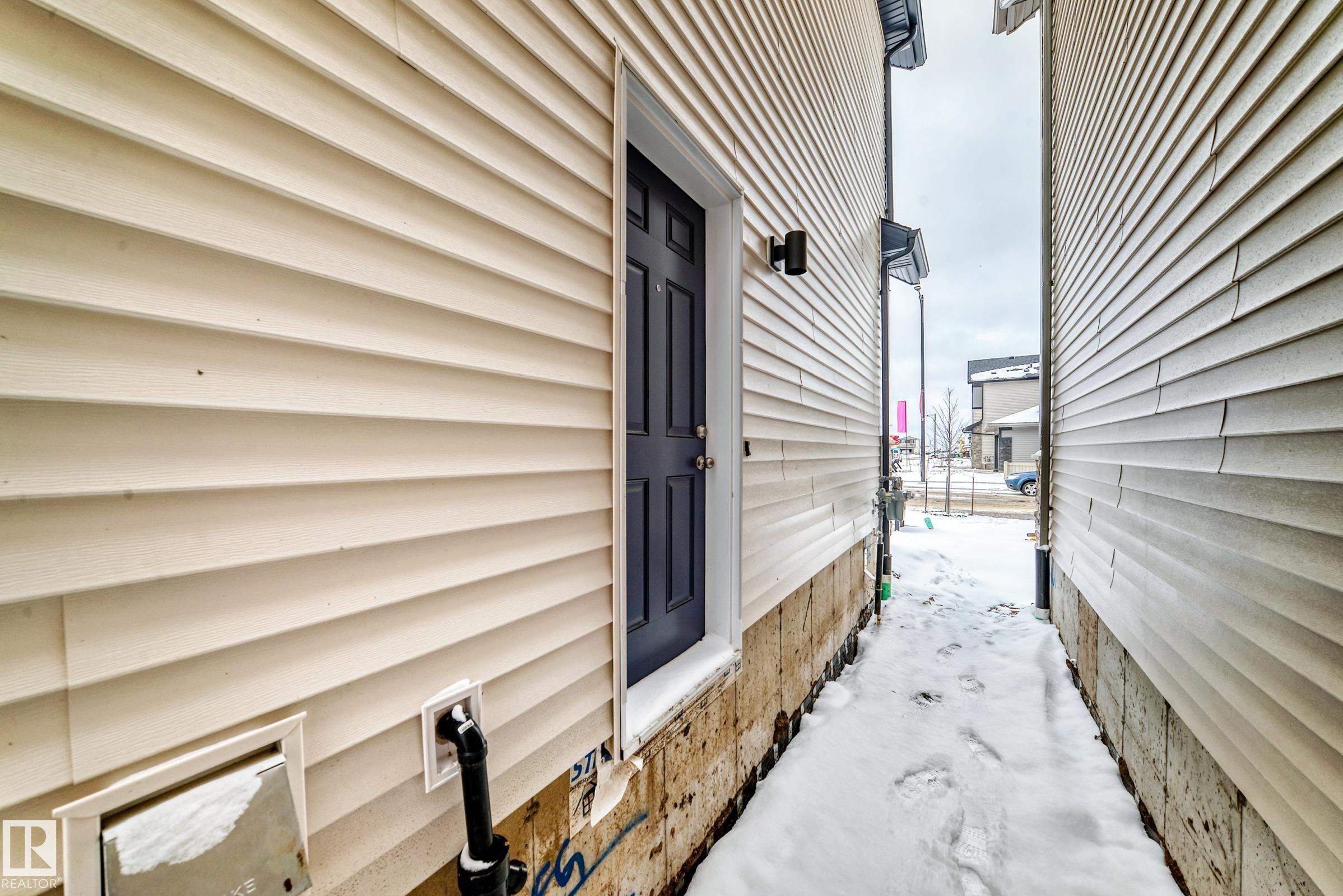 https://zimg.paragon.ice.com/ParagonImages/Property/PM/RAE/225386914/36/0/0/fec2bcc4d86542208d233f24dd09dc55/1/0ba90085ef655ceb4fefb4f5899d131d/225386914-8b93bd2d-19d2-4aa9-9654-e8f05b2032d9.JPG