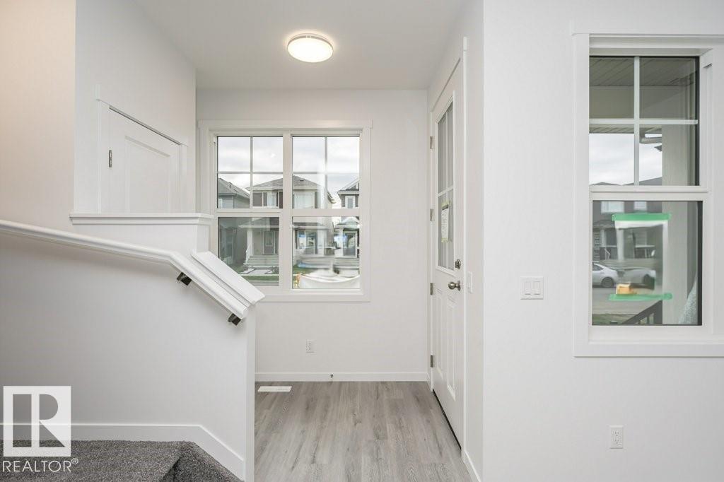 Photo 7 at 335 Edgemont Drive NW, Edgemont, Edmonton