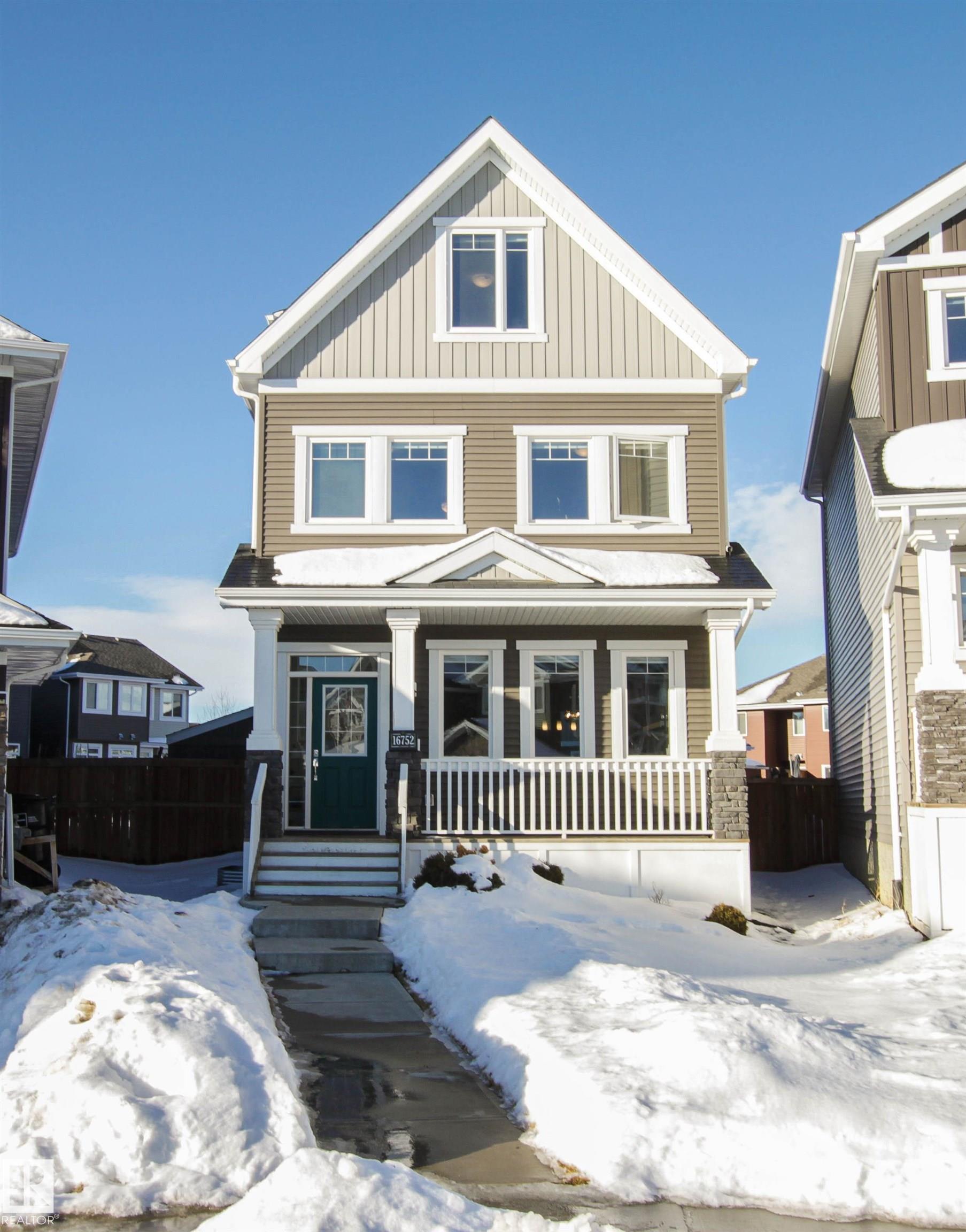 Picture for 16752 15 AV SW