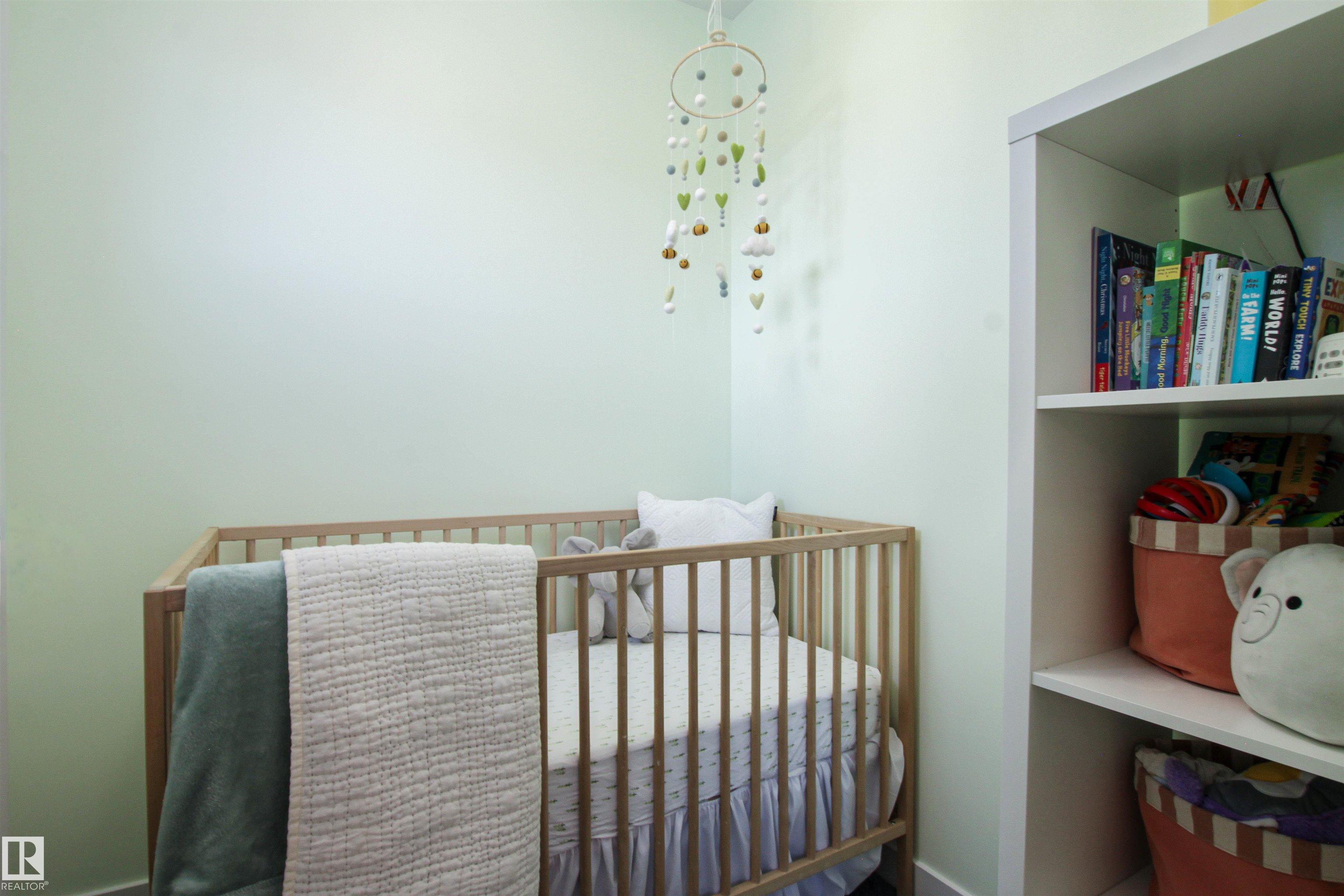 Photo 34 at 16752 15 Avenue SW, Glenridding Heights, Edmonton