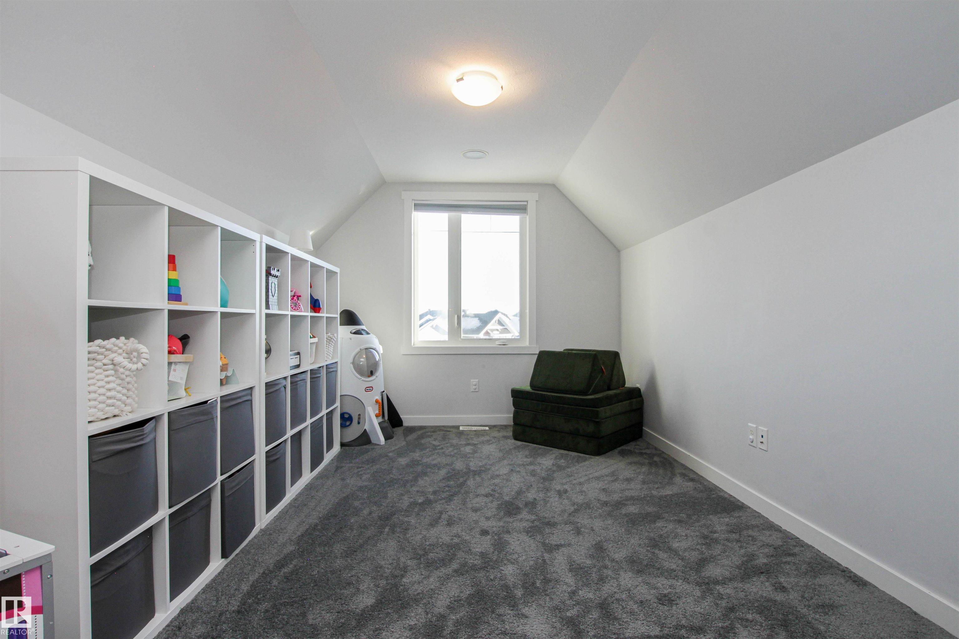 Photo 40 at 16752 15 Avenue SW, Glenridding Heights, Edmonton