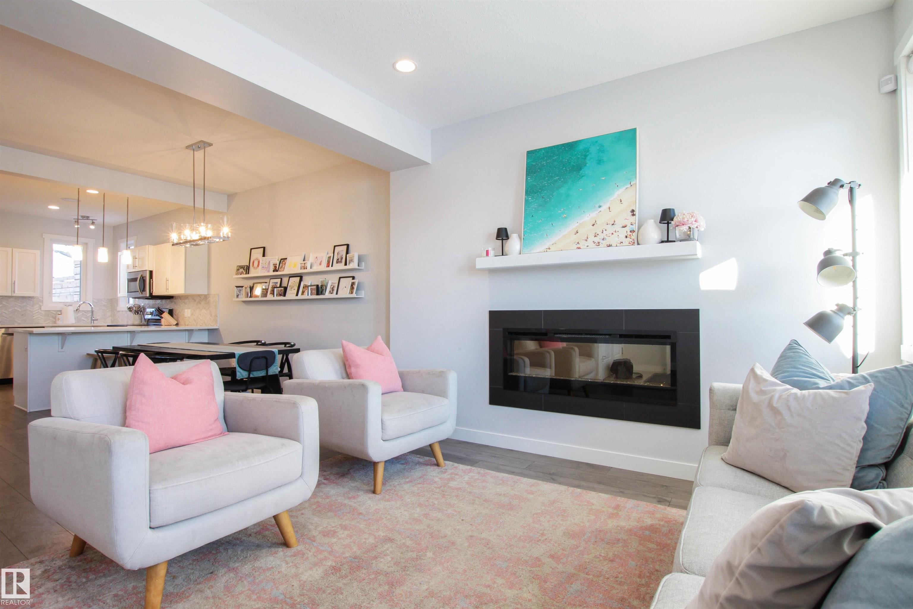 Picture for 16752 15 AV SW