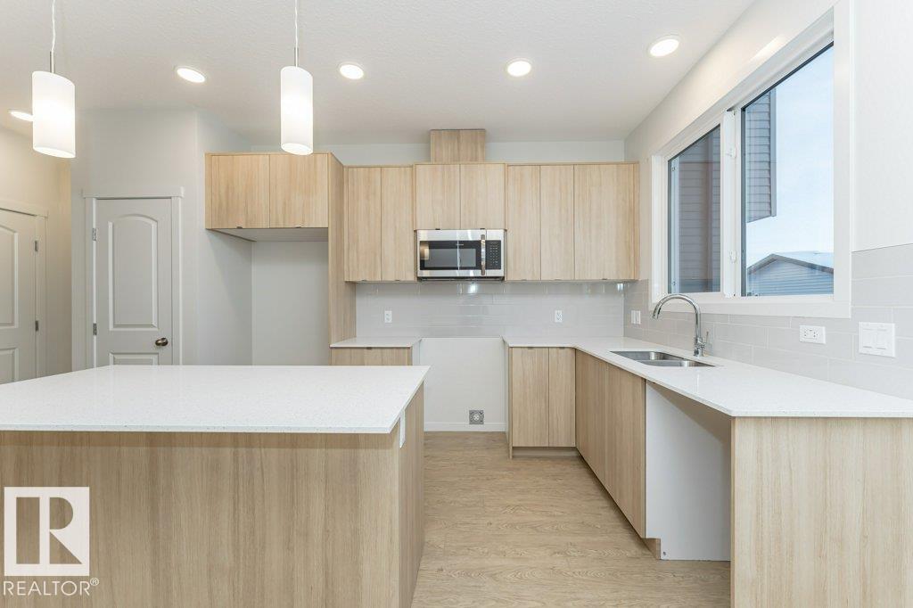 17548 63 Street NW, McConachie Area, Edmonton