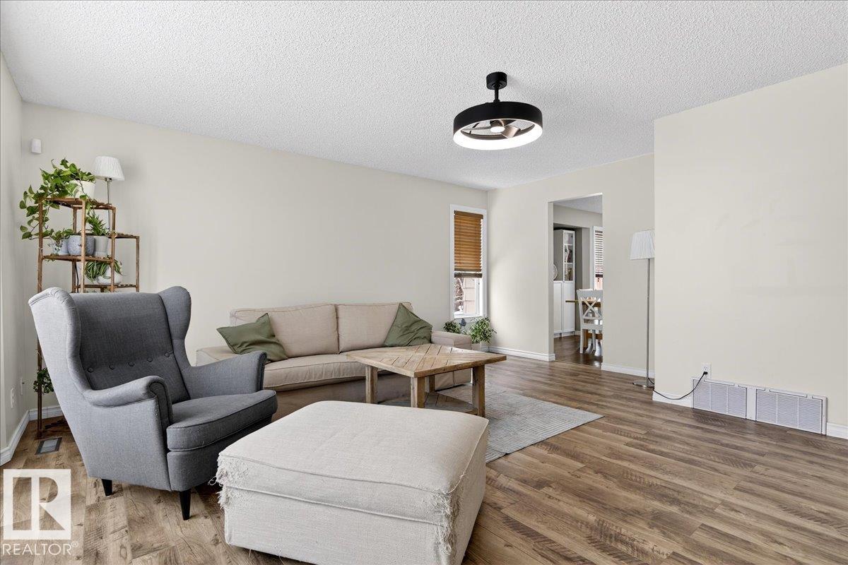 Photo 8 at 1049 56 Street NW, Sakaw, Edmonton