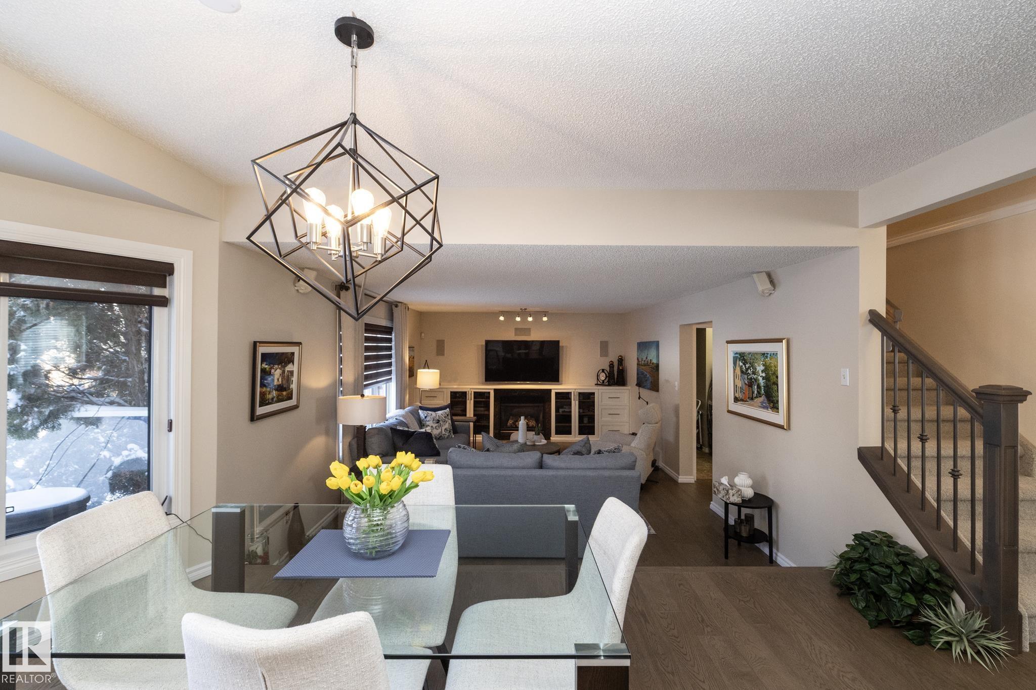 Photo 11 at 932 110a Street NW, Twin Brooks, Edmonton