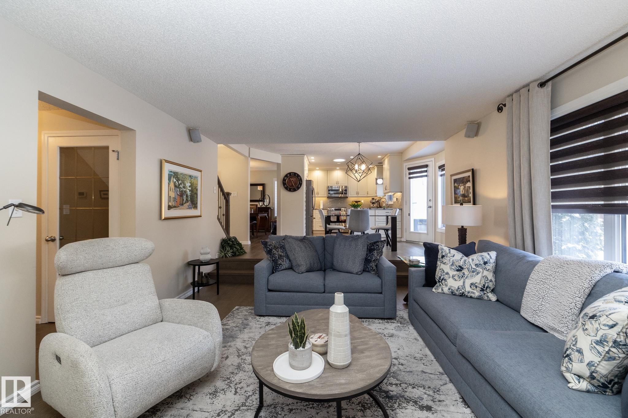 Photo 13 at 932 110a Street NW, Twin Brooks, Edmonton