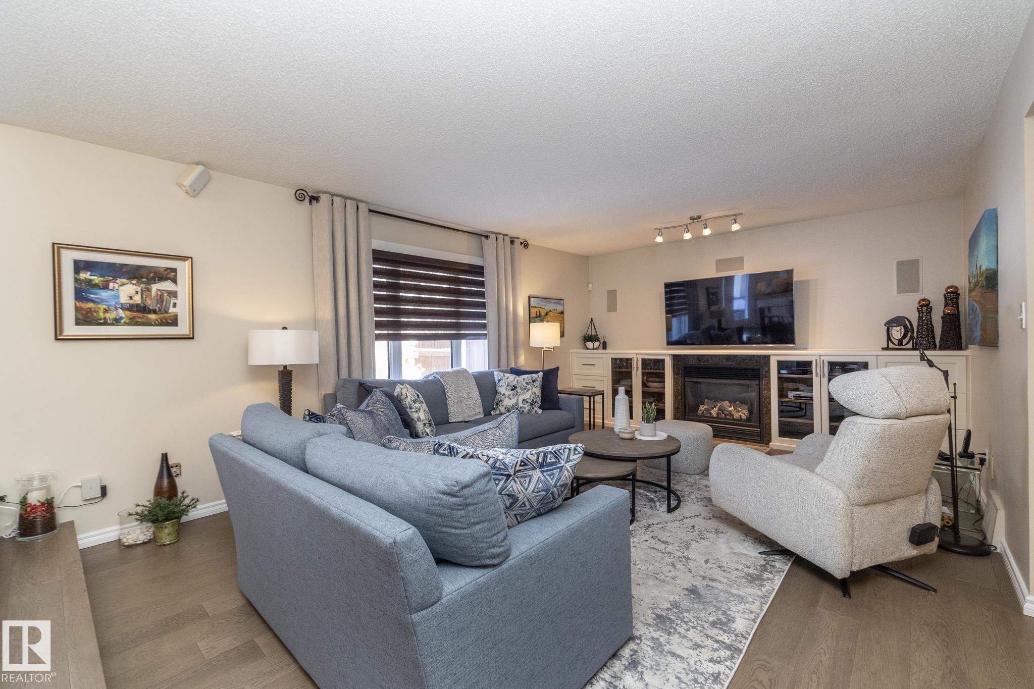 Photo 14 at 932 110a Street NW, Twin Brooks, Edmonton