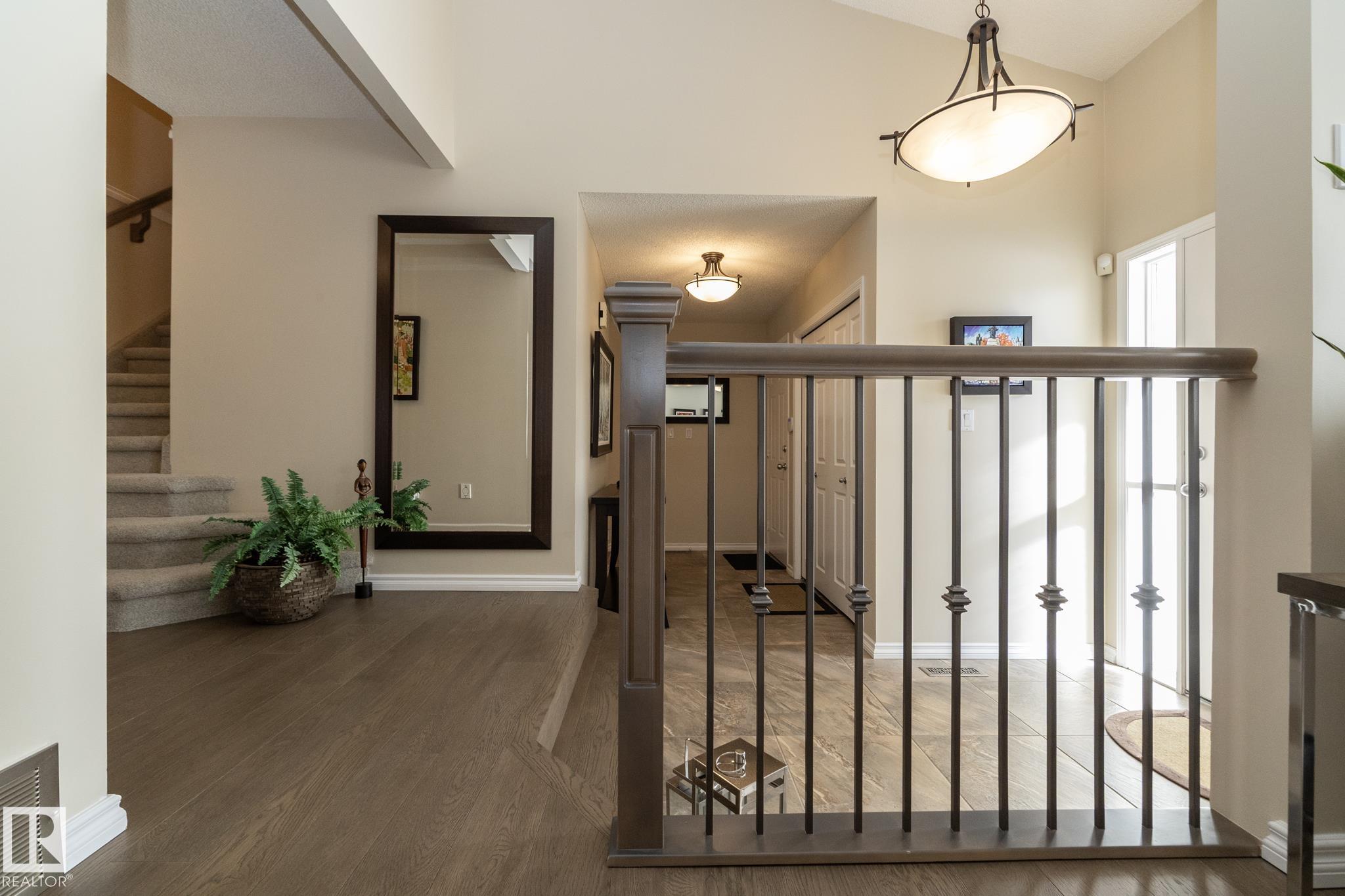 Photo 35 at 932 110a Street NW, Twin Brooks, Edmonton