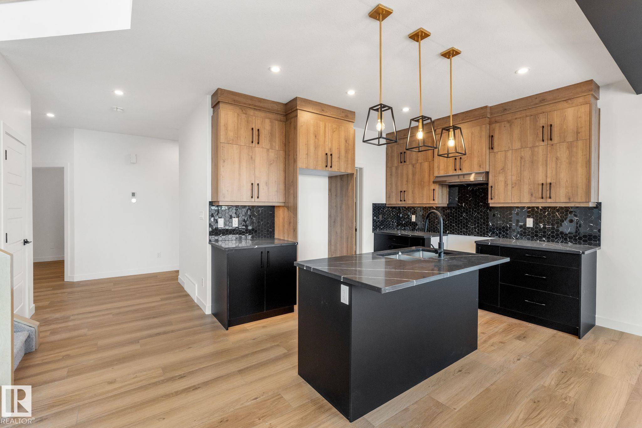 Photo 8 at 9615 89a Street, Morinville