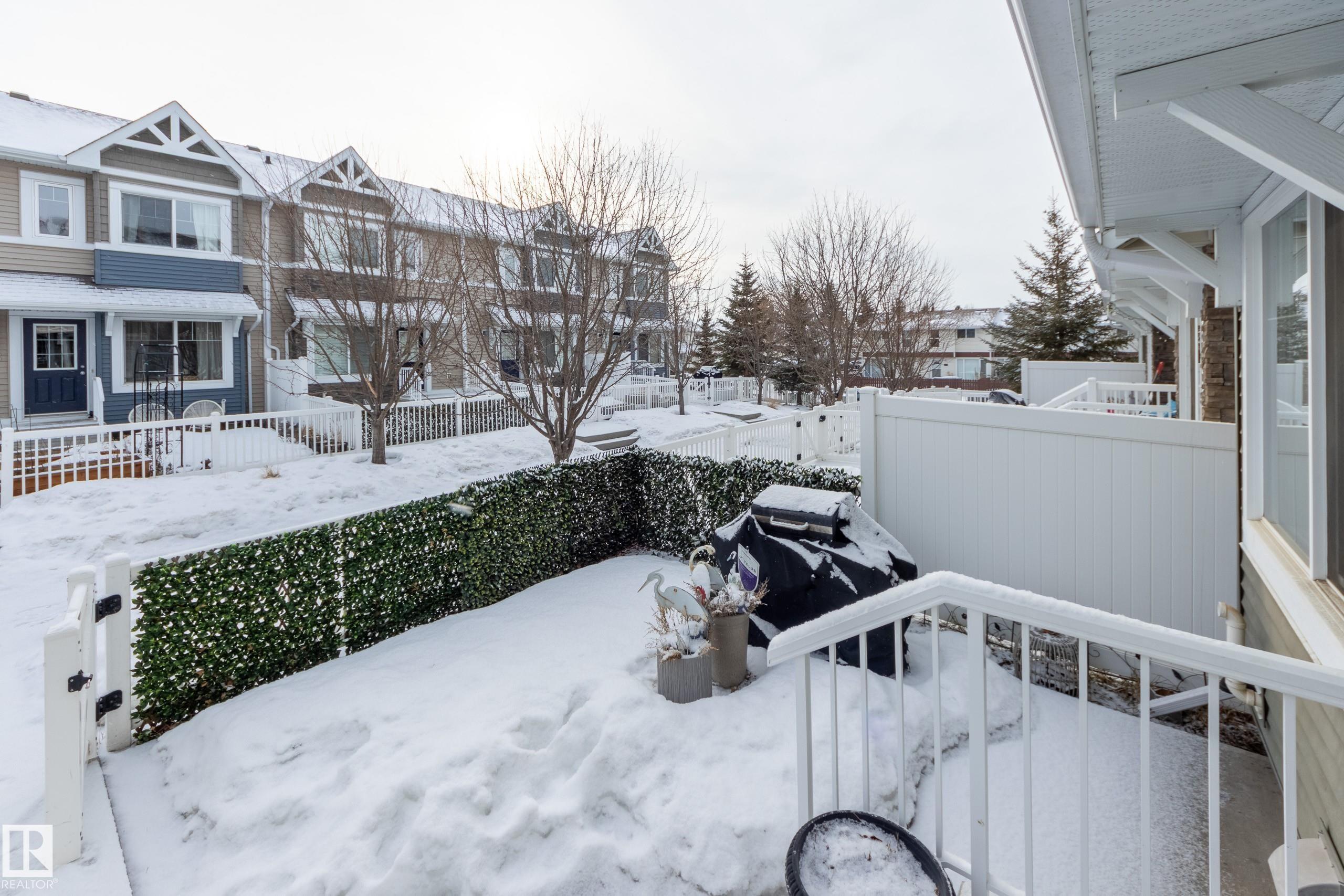 39 - 415 Clareview Road NW, Kernohan, Edmonton