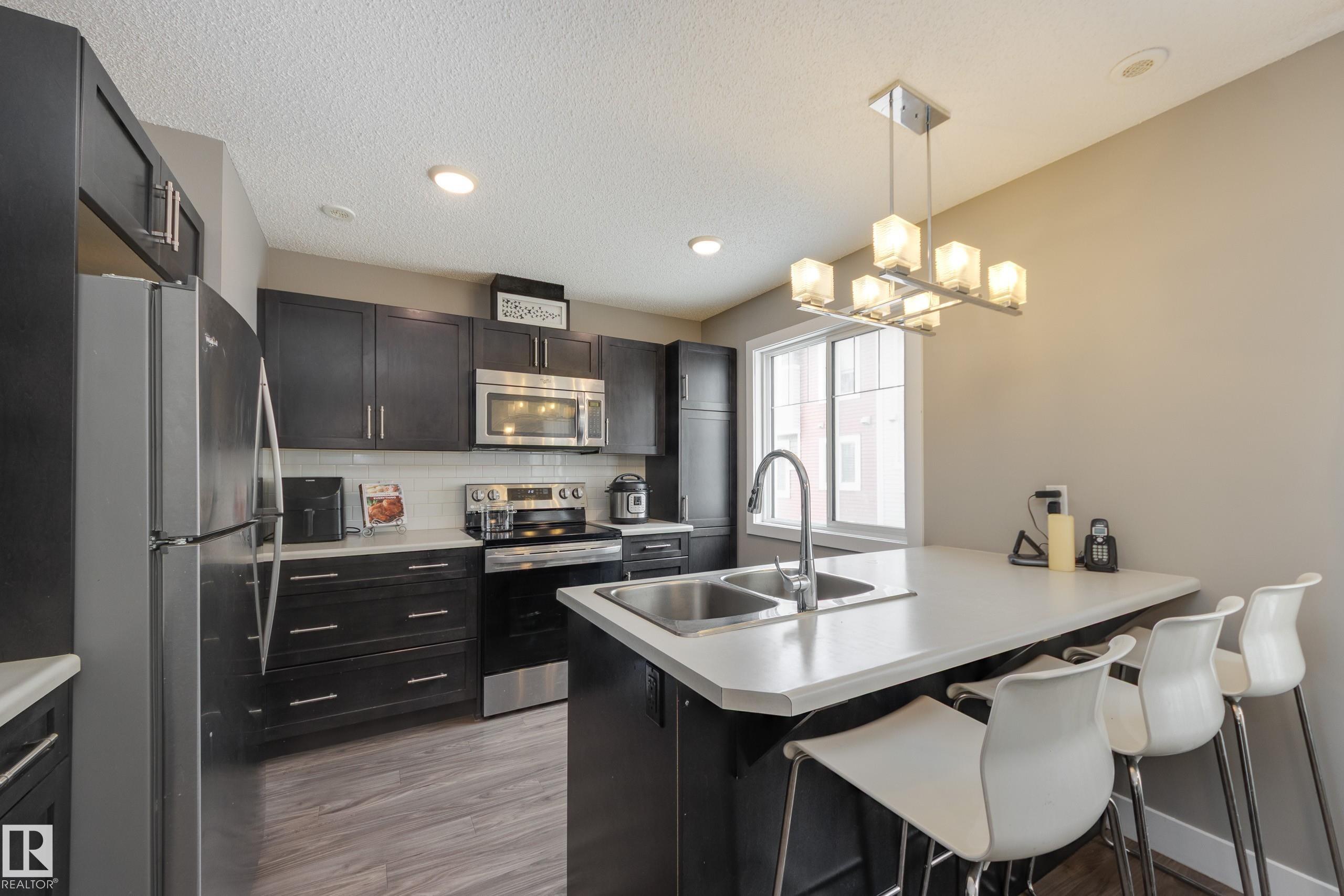 Photo 10 at 39 - 415 Clareview Road NW, Kernohan, Edmonton