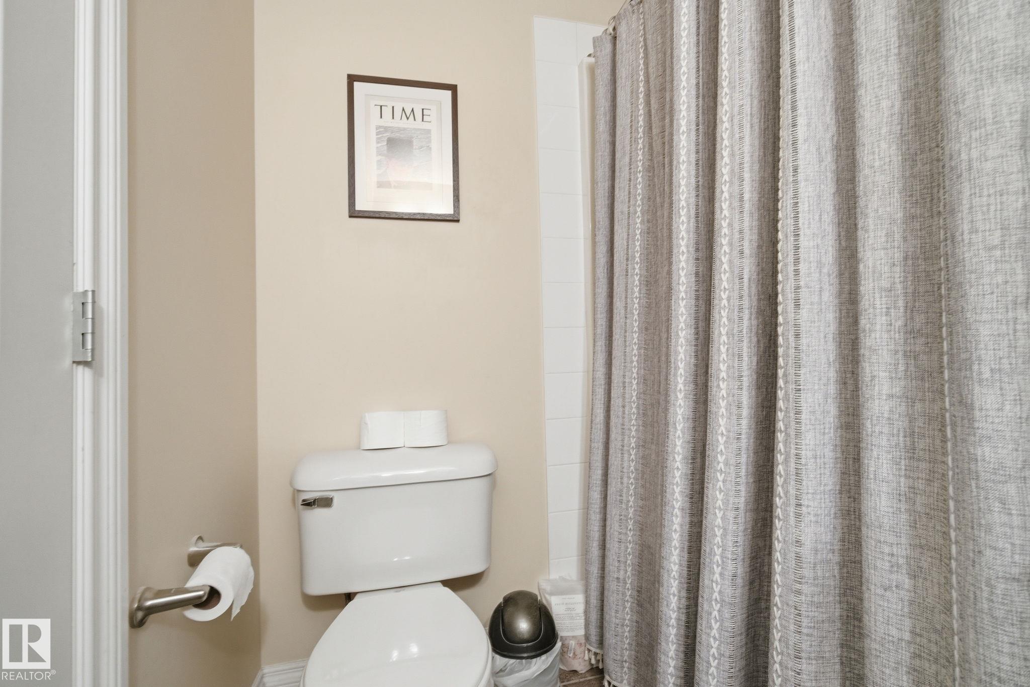 Photo 27 at 201 - 10235 116 Street NW, Wîhkwêntôwin, Edmonton