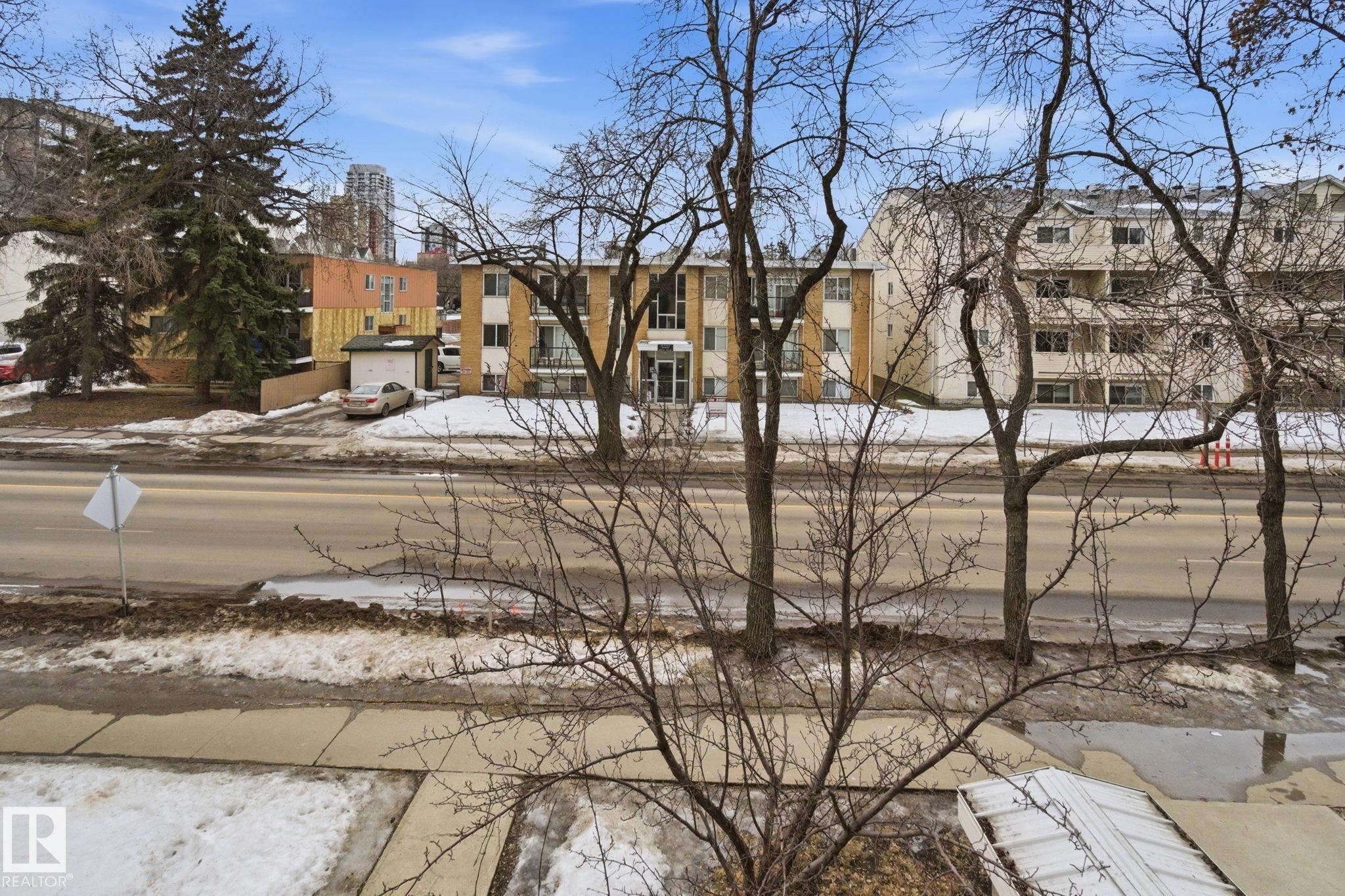 Photo 30 at 201 - 10235 116 Street NW, Wîhkwêntôwin, Edmonton