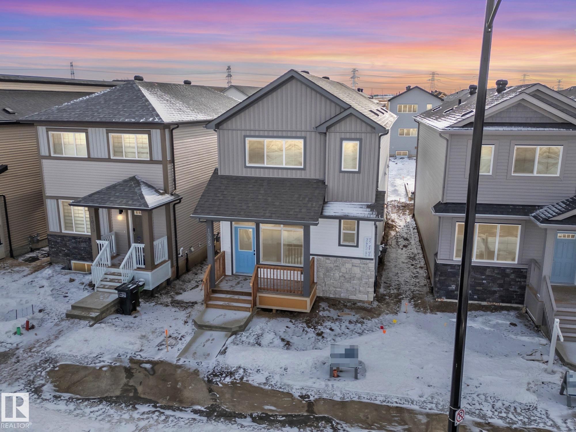 1025 Aster Boulevard NW, Aster, Edmonton