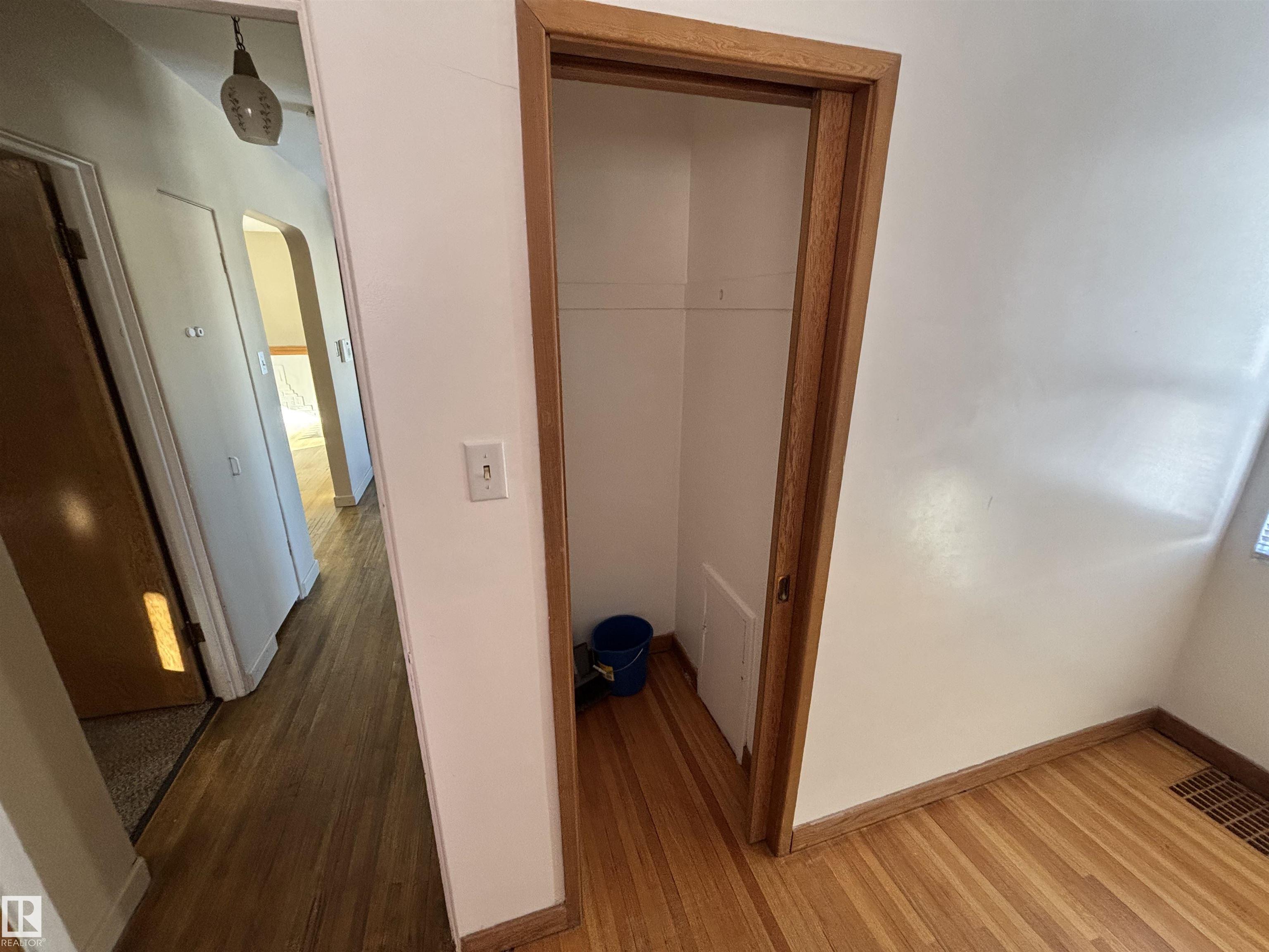 Photo 14 at 12303 131 Street NW, Sherbrooke, Edmonton