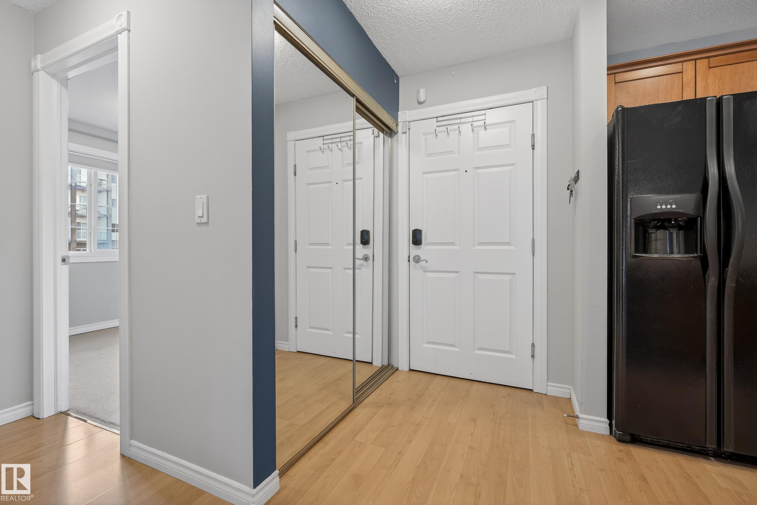 Photo 5 at 101 - 12110 106 Avenue NW, Westmount, Edmonton