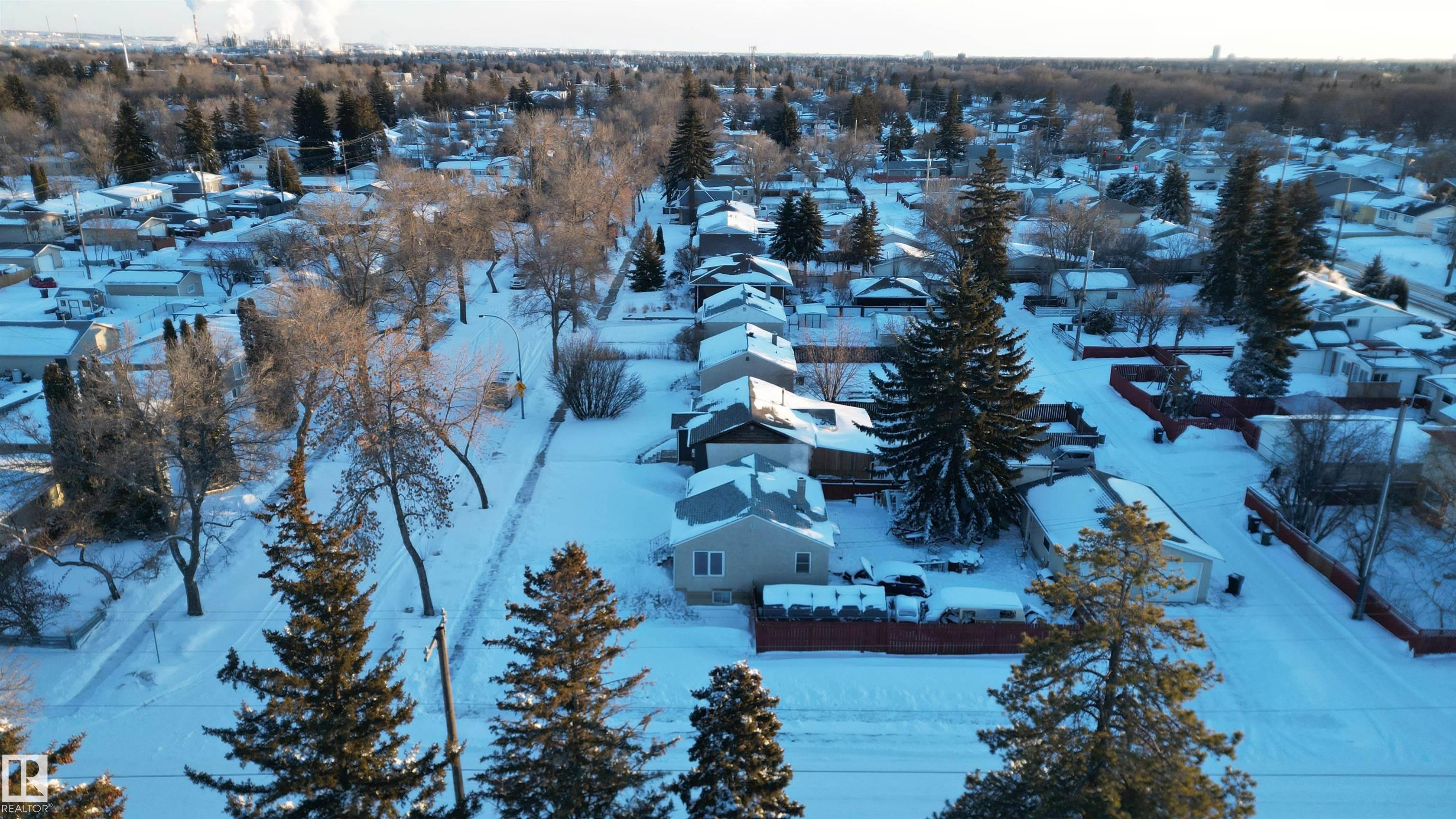 Photo 12 at 12202 49 Street NW, Bergman, Edmonton