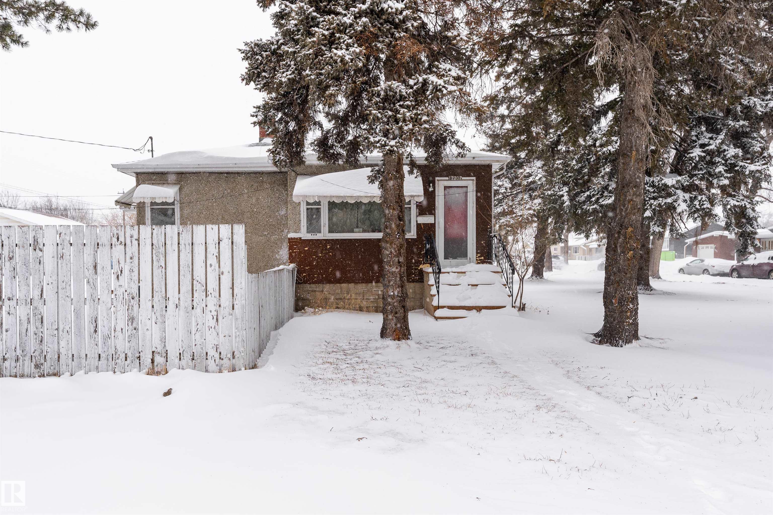 Photo 14 at 12202 49 Street NW, Bergman, Edmonton