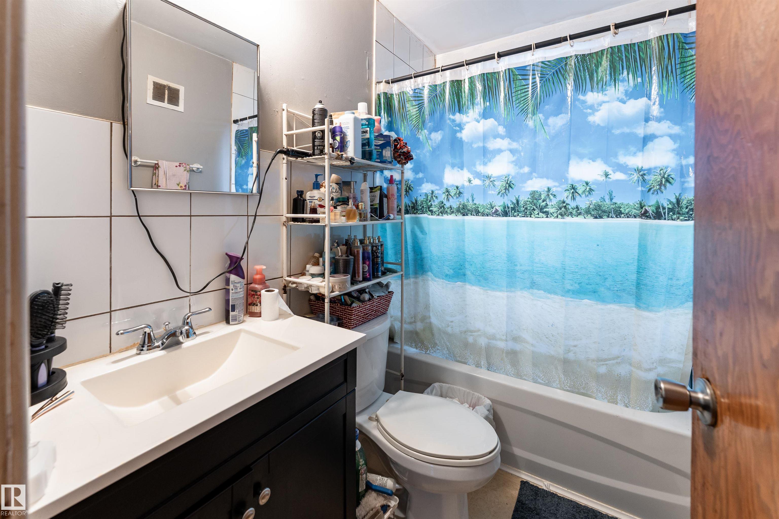 Photo 24 at 12202 49 Street NW, Bergman, Edmonton