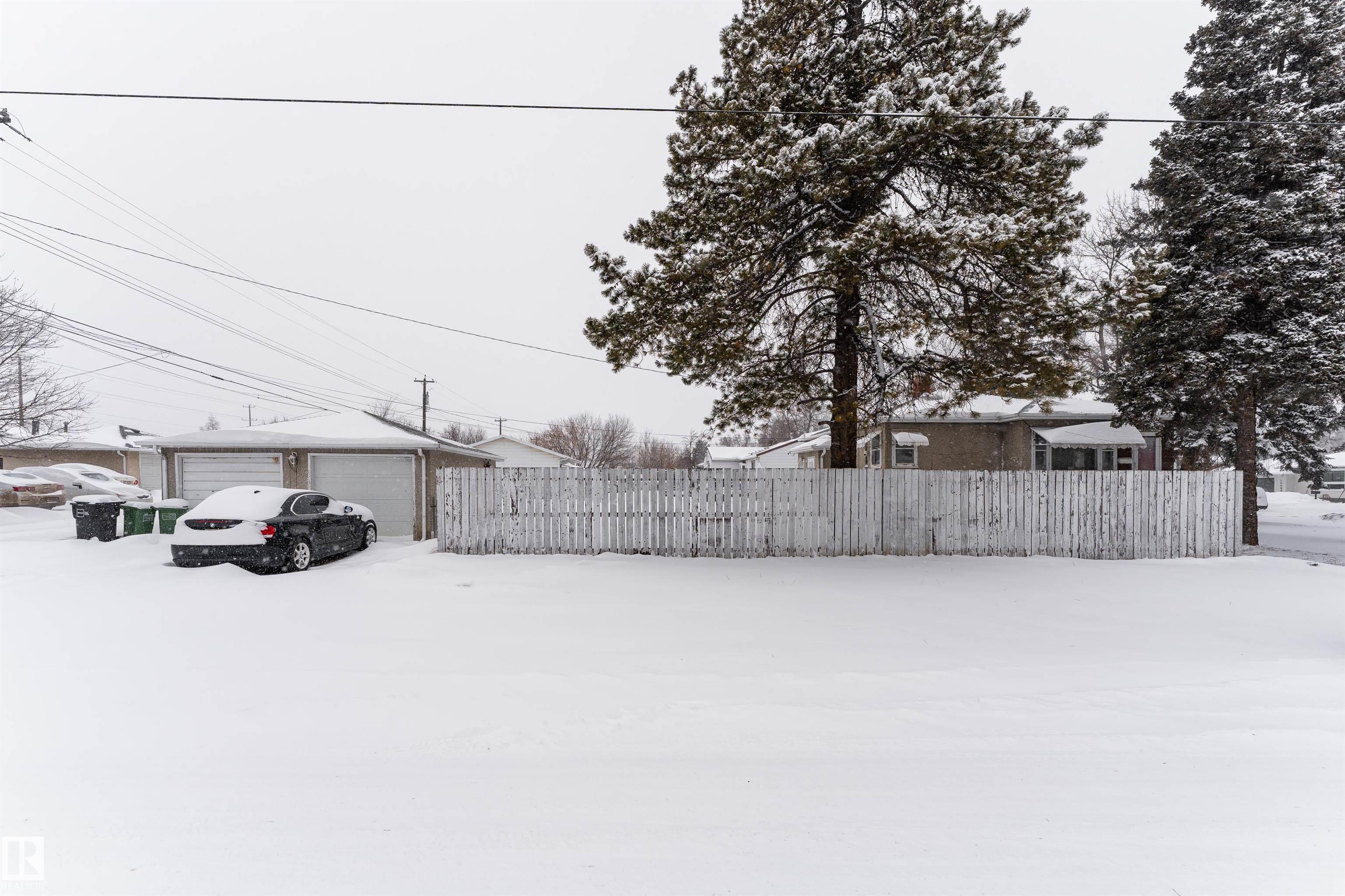 Photo 35 at 12202 49 Street NW, Bergman, Edmonton