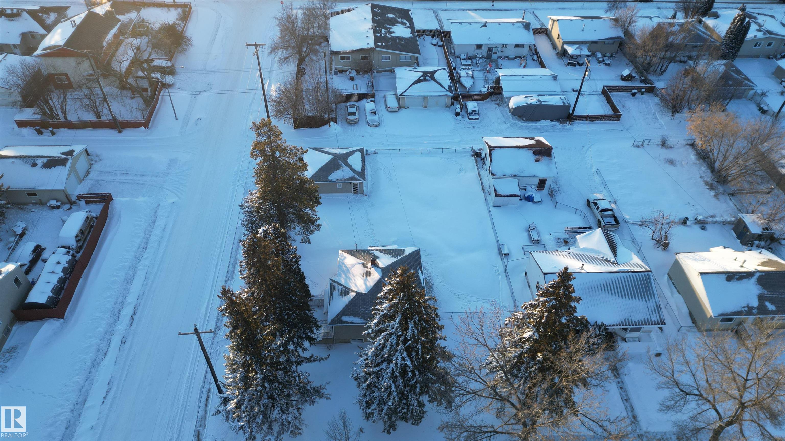 Photo 8 at 12202 49 Street NW, Bergman, Edmonton