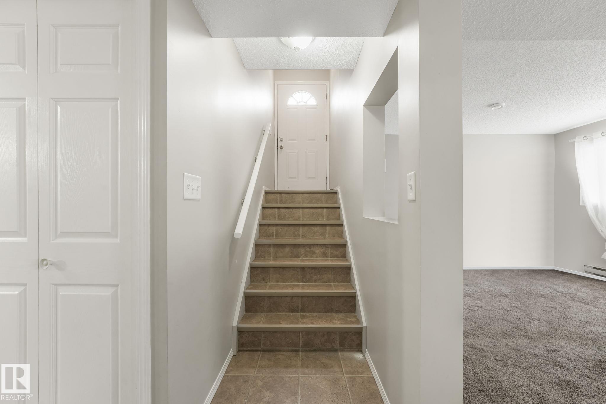 Photo 23 at 15902 100 Avenue NW, Glenwood, Edmonton