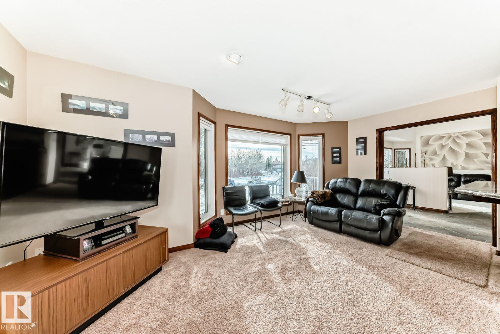 Photo 16 at 777 Butterworth Drive NW, Bulyea Heights, Edmonton