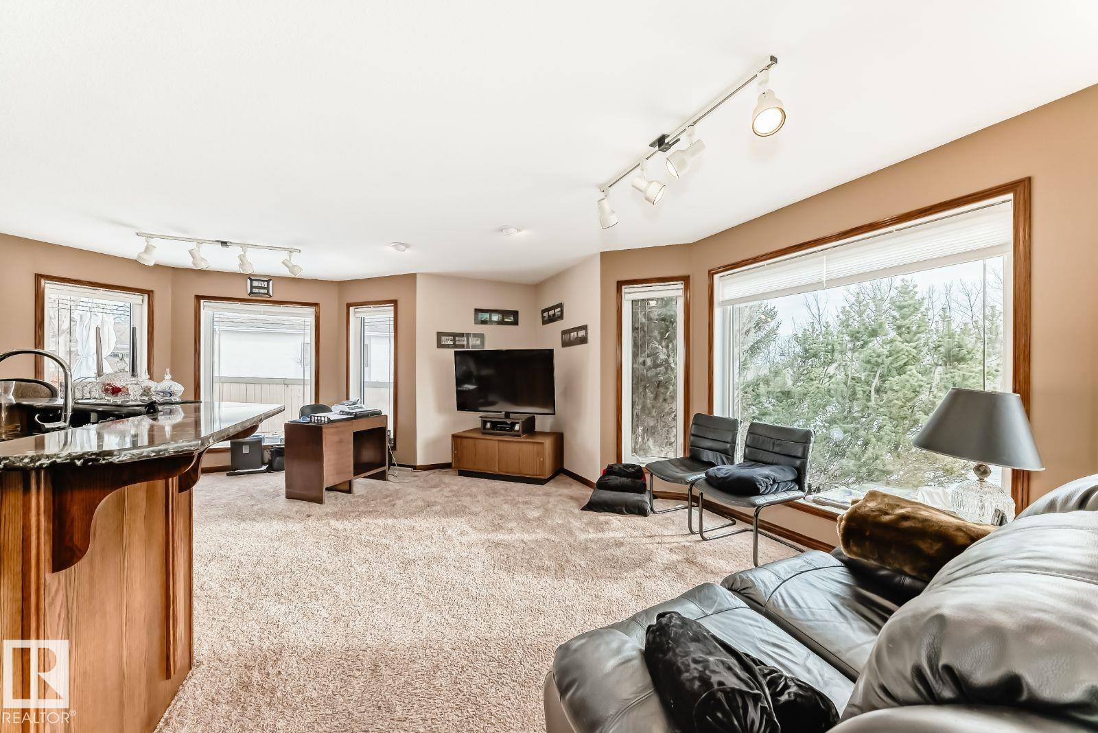 Photo 18 at 777 Butterworth Drive NW, Bulyea Heights, Edmonton